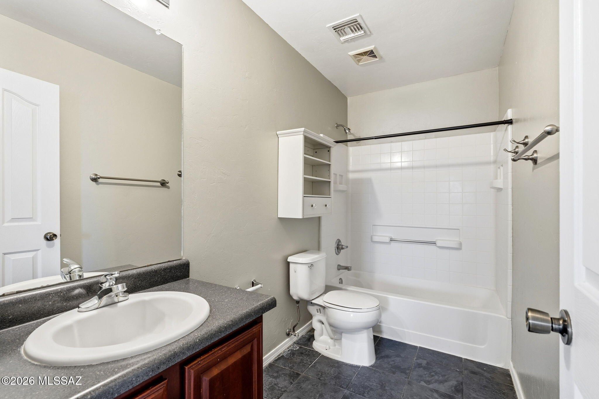5752 W King Snake Drive