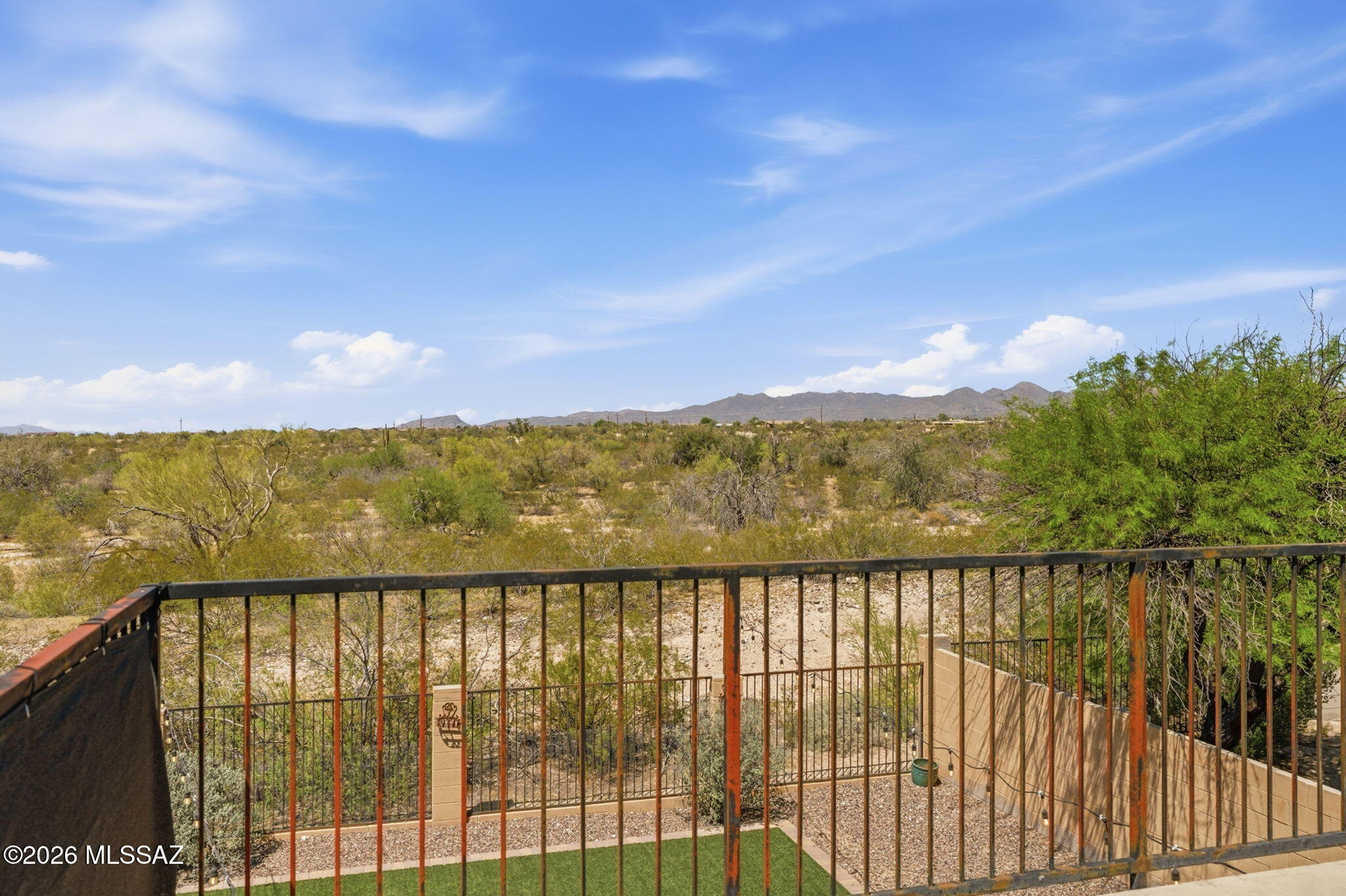 5752 W King Snake Drive