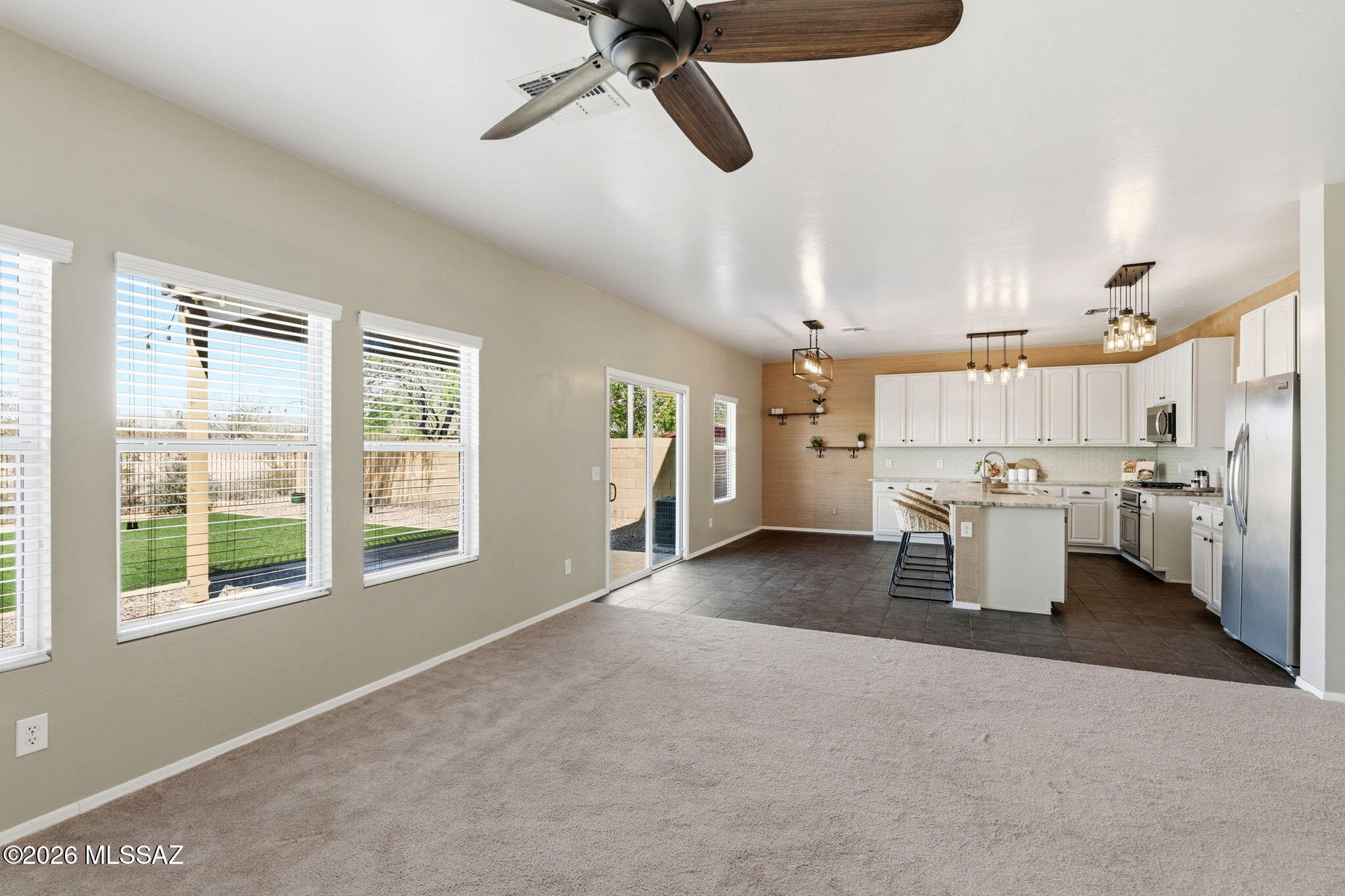 5752 W King Snake Drive