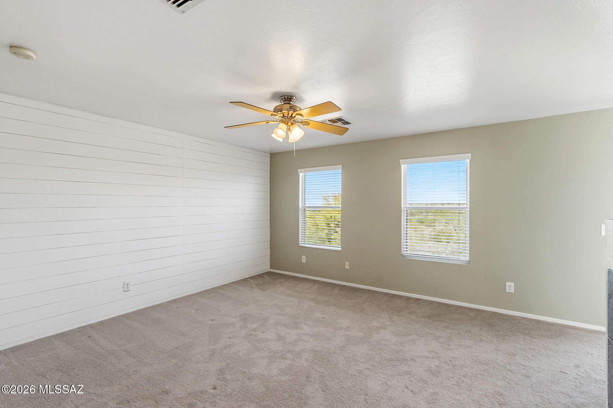 5752 W King Snake Drive