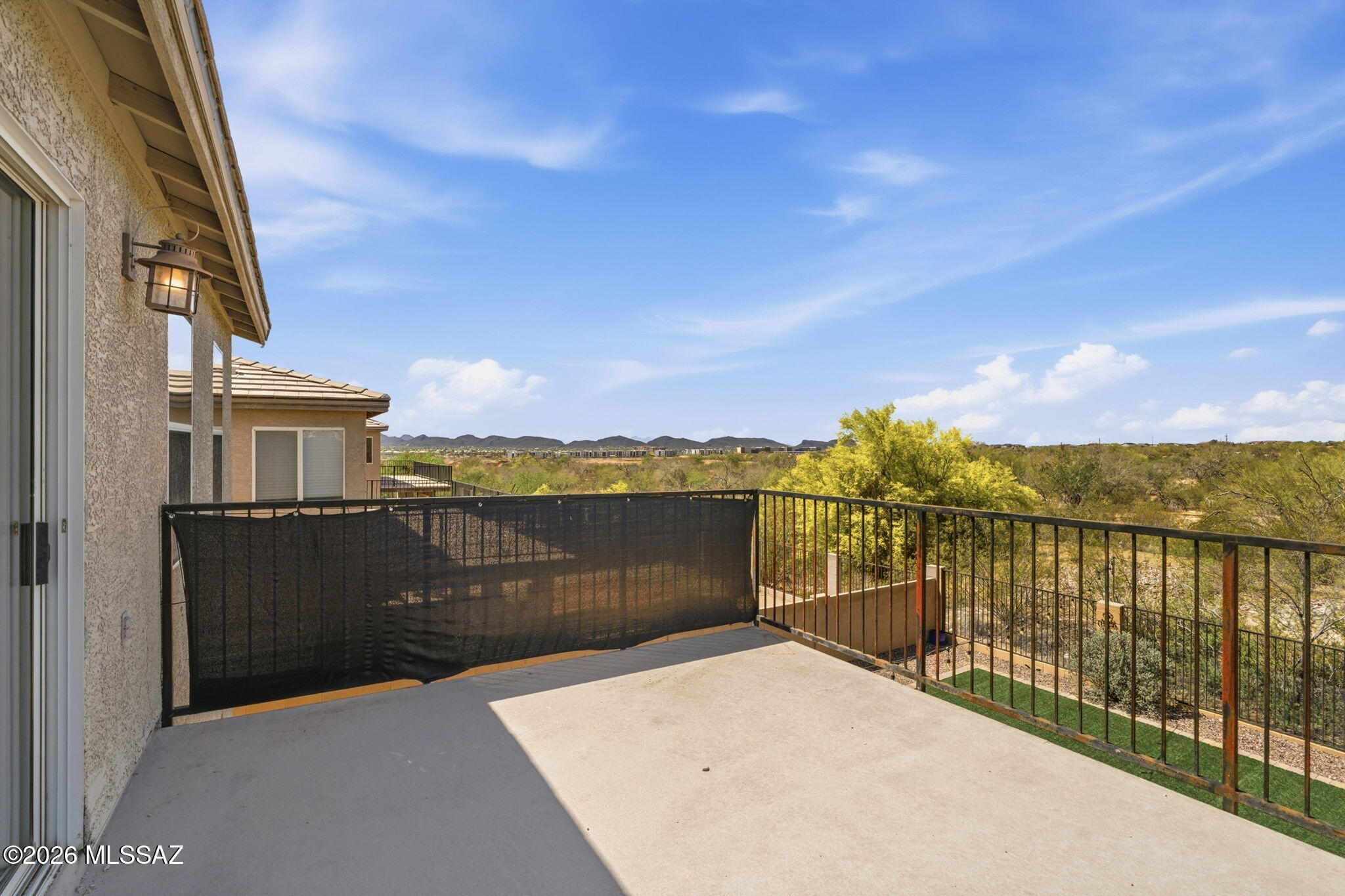 5752 W King Snake Drive