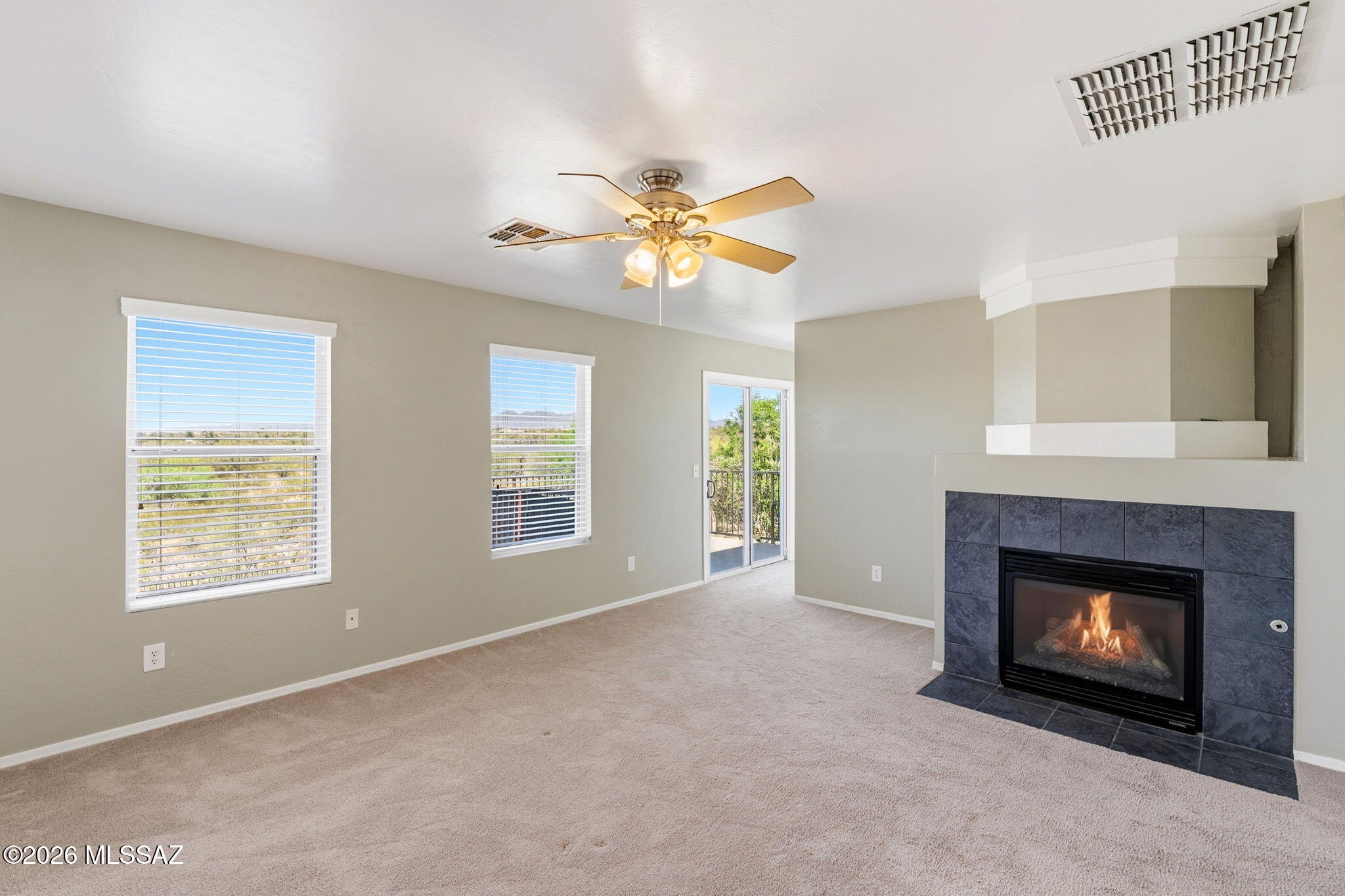5752 W King Snake Drive