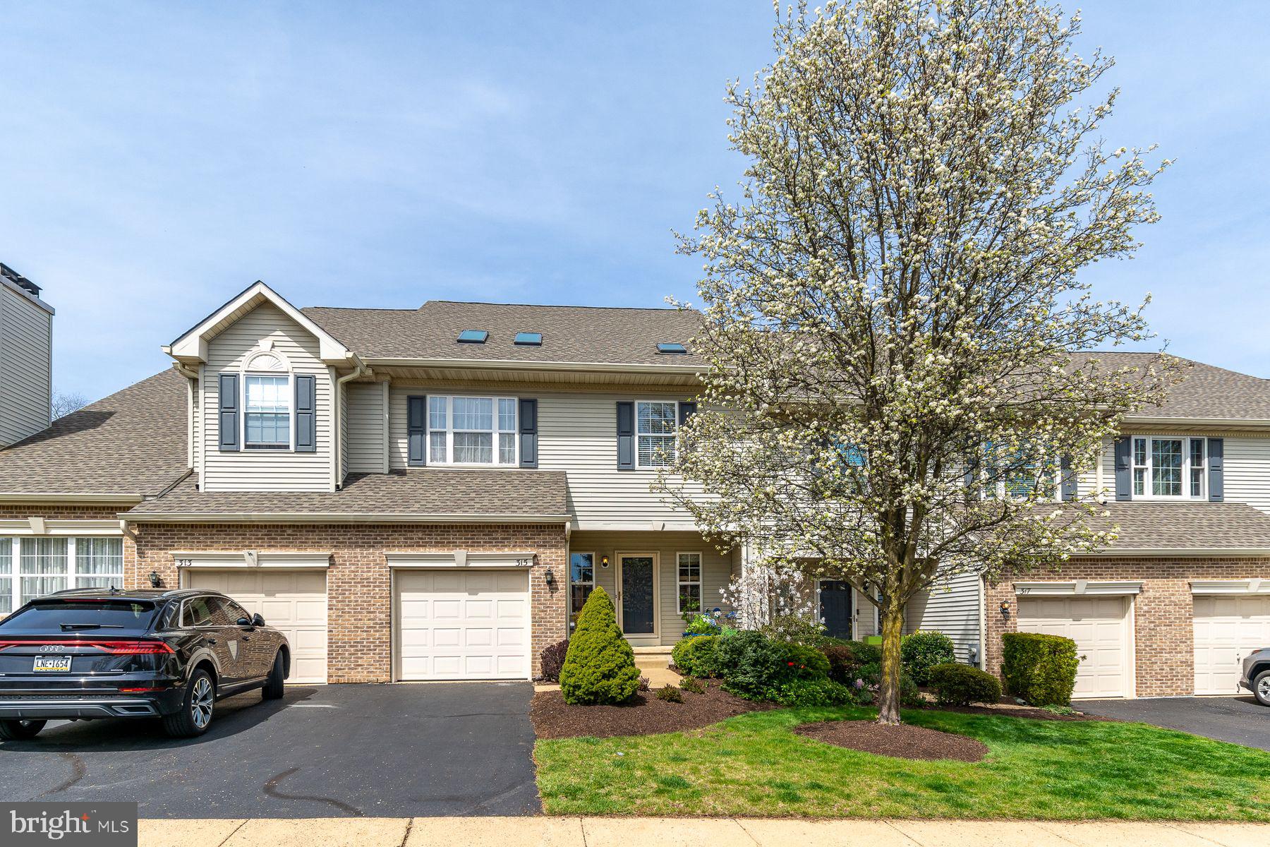 315 FIELDSTONE DRIVE