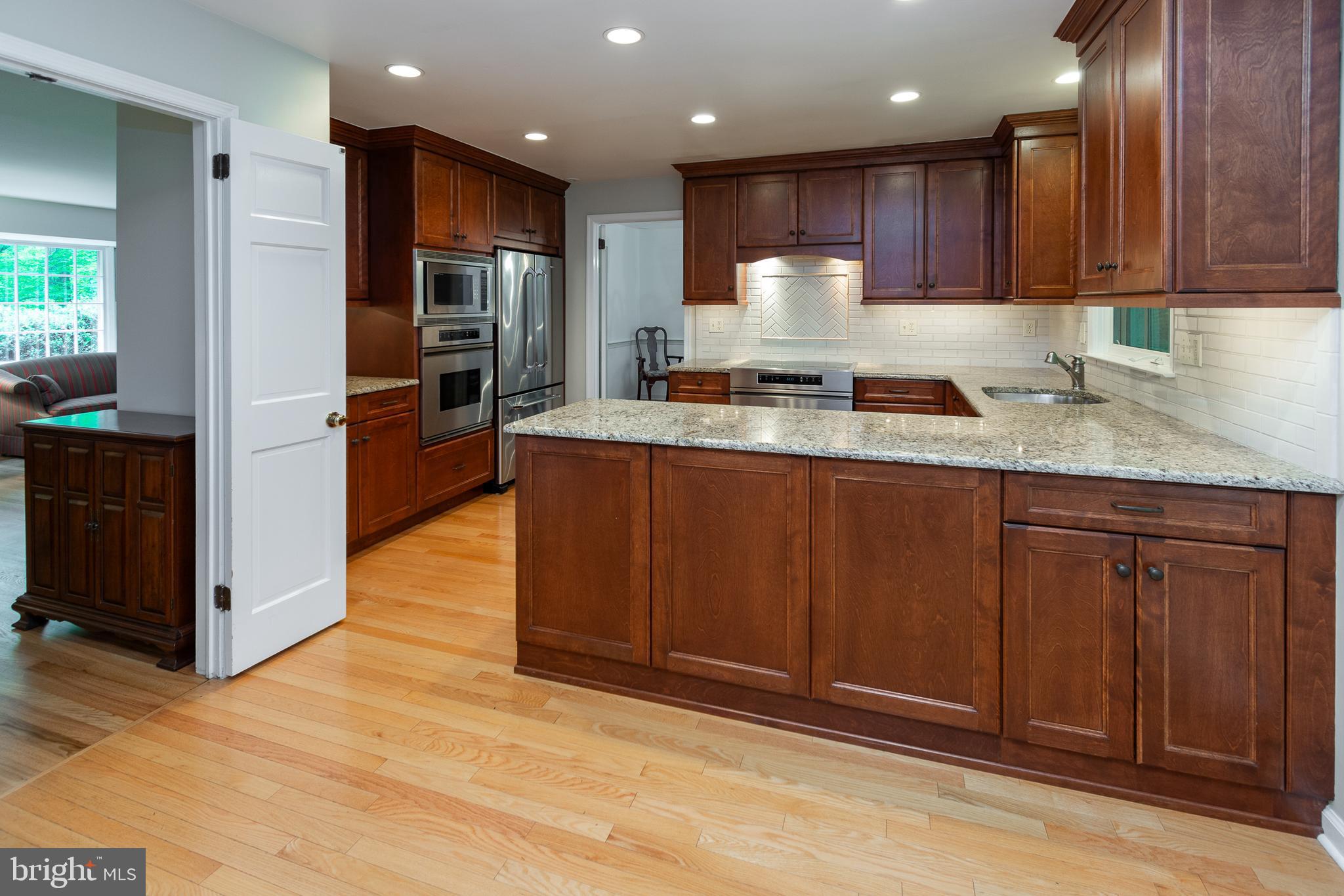 3715 SAINT GEORGE CIRCLE