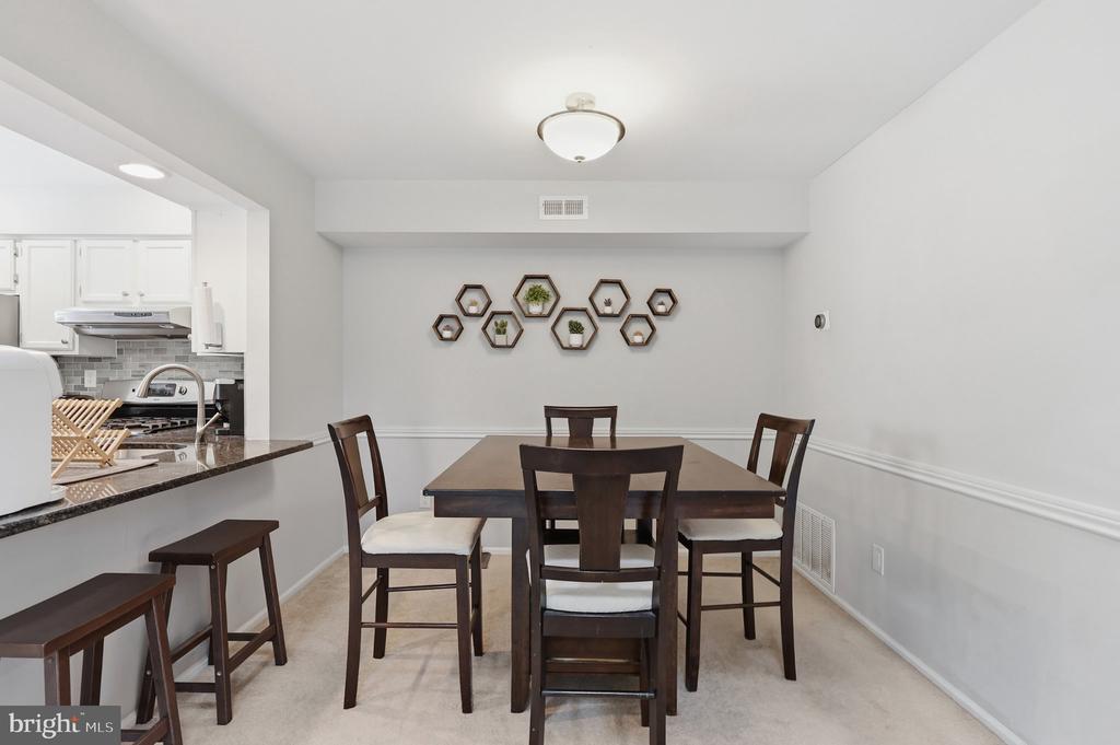 1708 SOCIETY PLACE