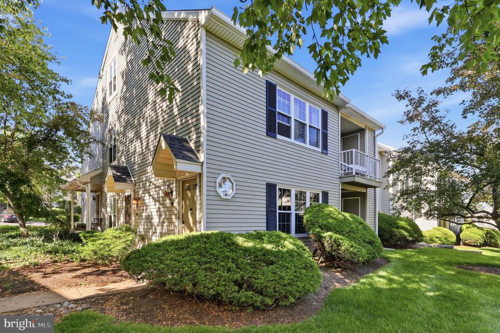 1708 SOCIETY PLACE