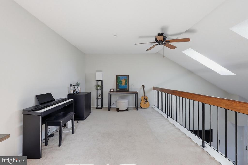 1708 SOCIETY PLACE
