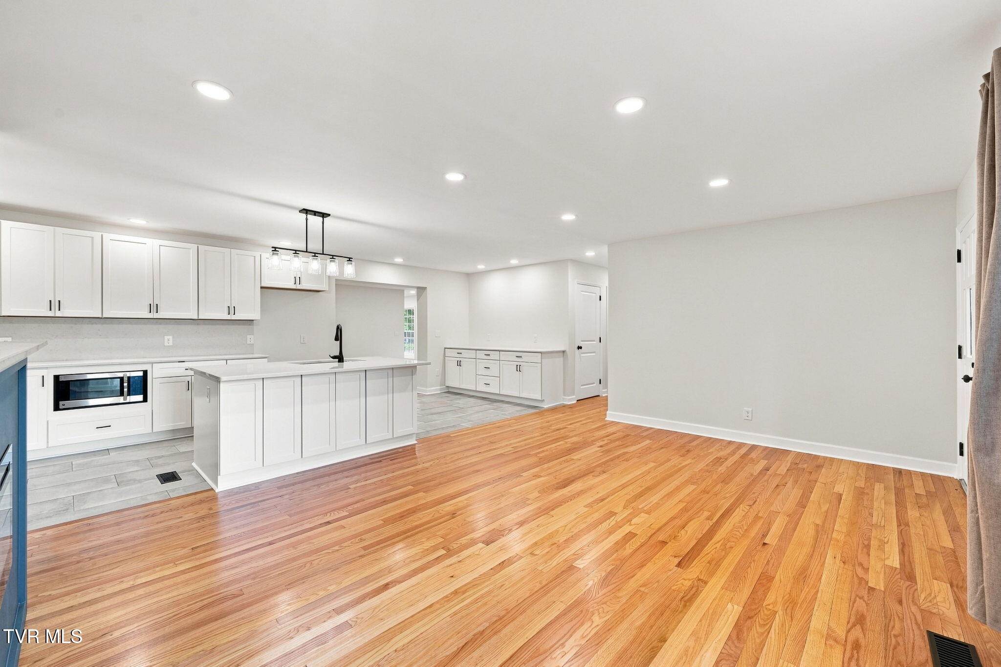 4514 Harbor Drive