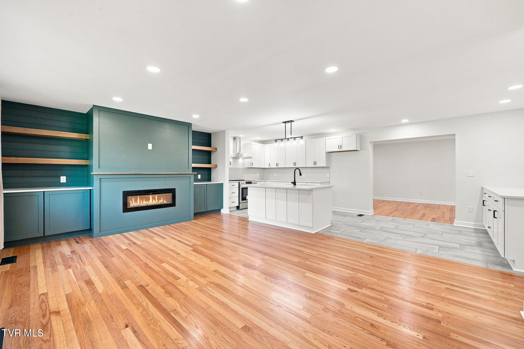 4514 Harbor Drive