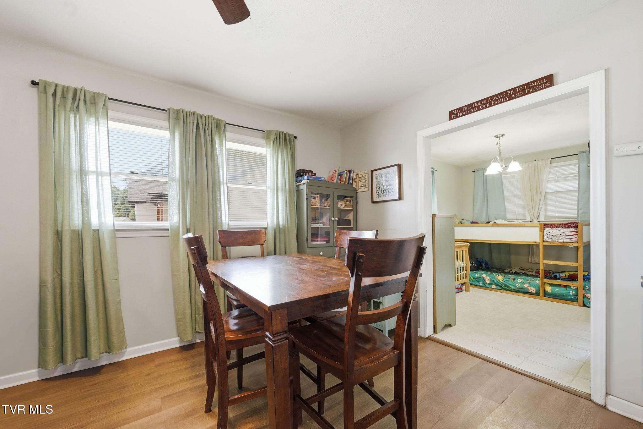 407 Walnut Street