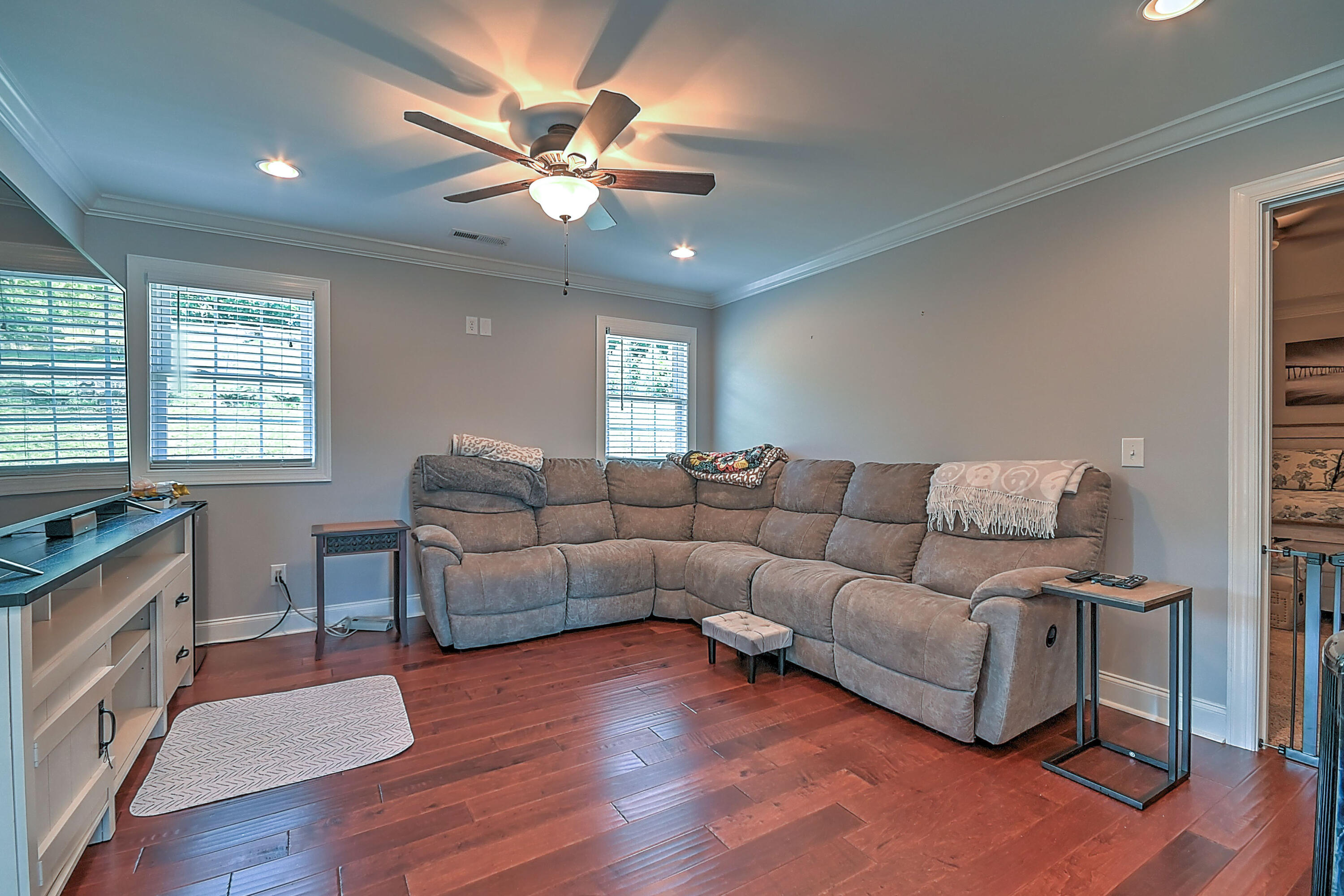 2408 Edinburgh Channel Road