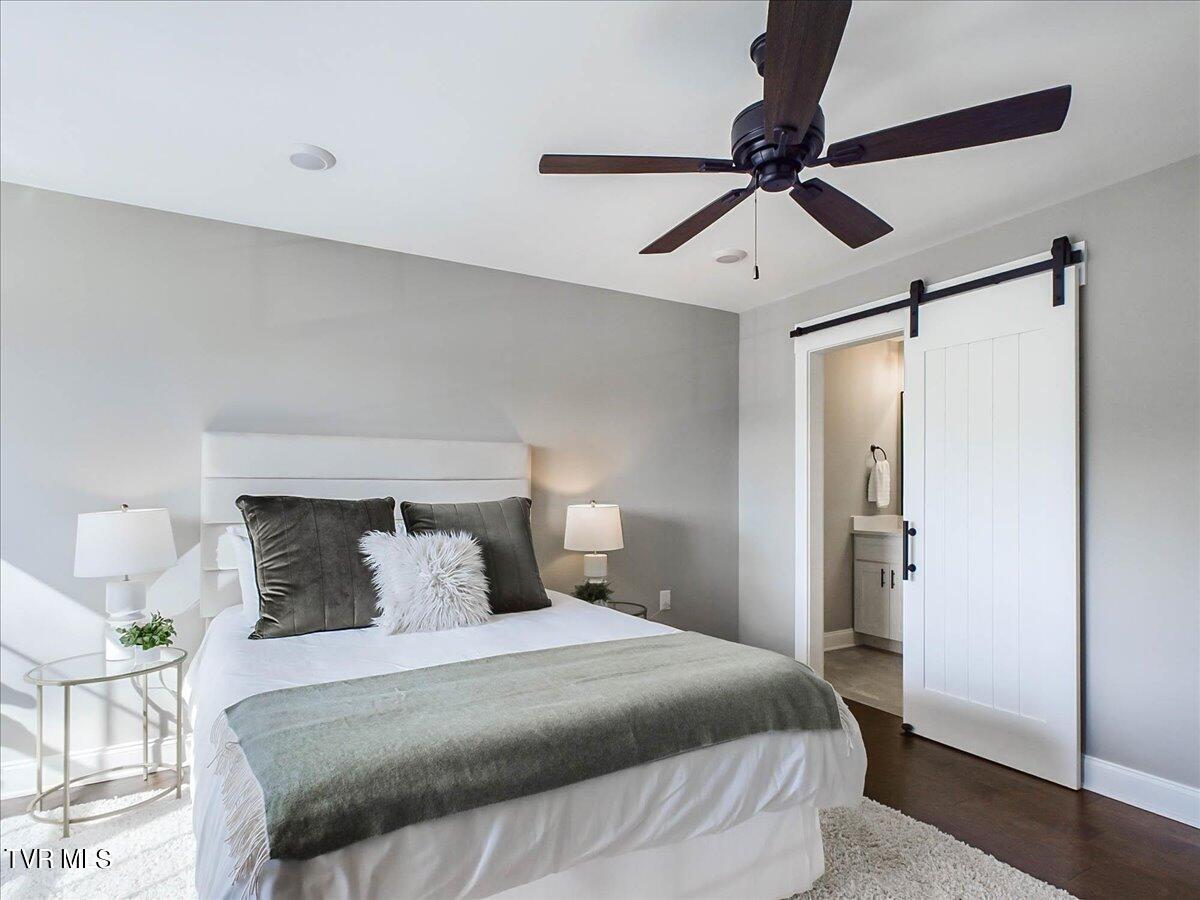 365 Piper Glen