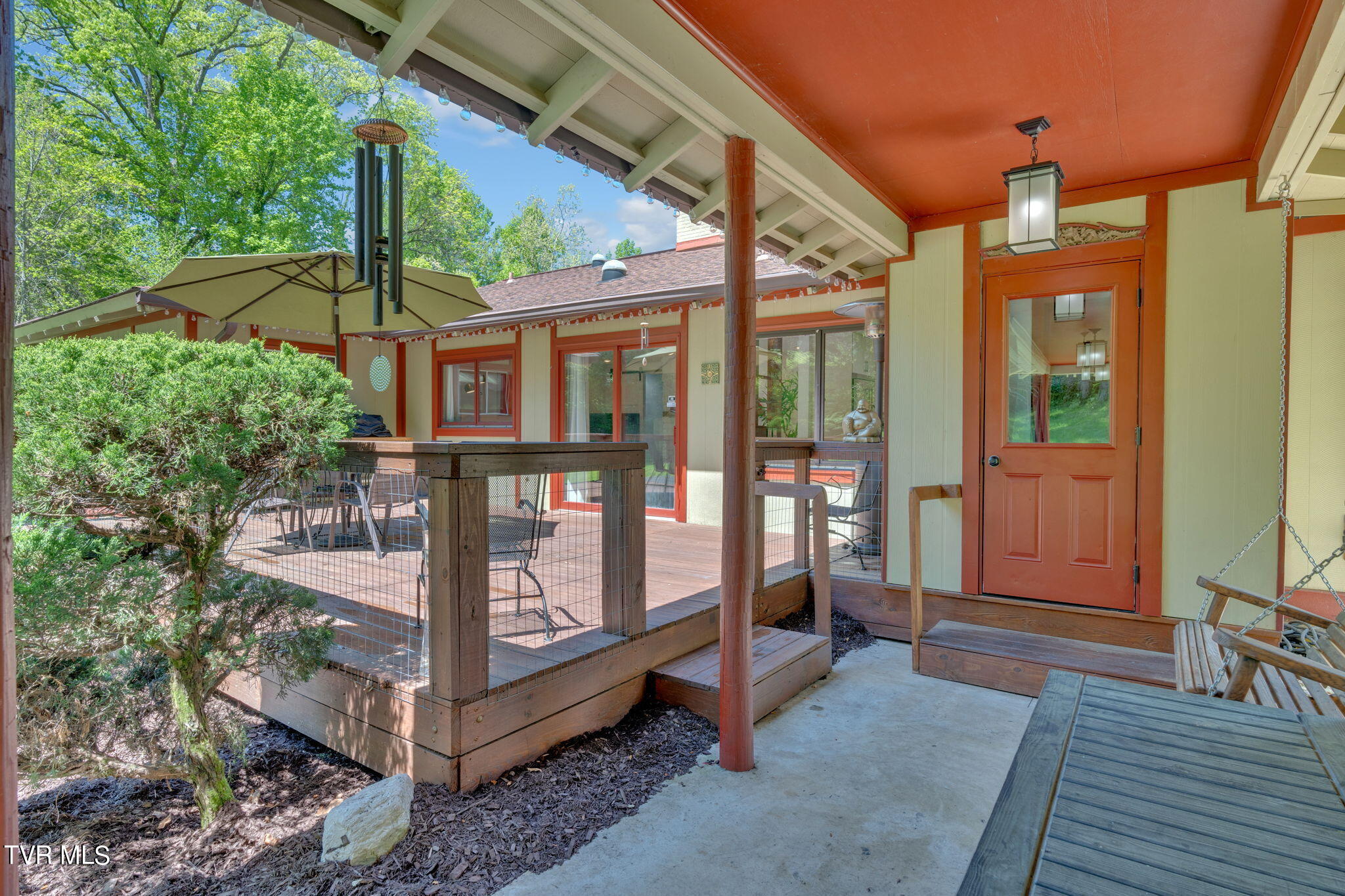 104 Hillside Road