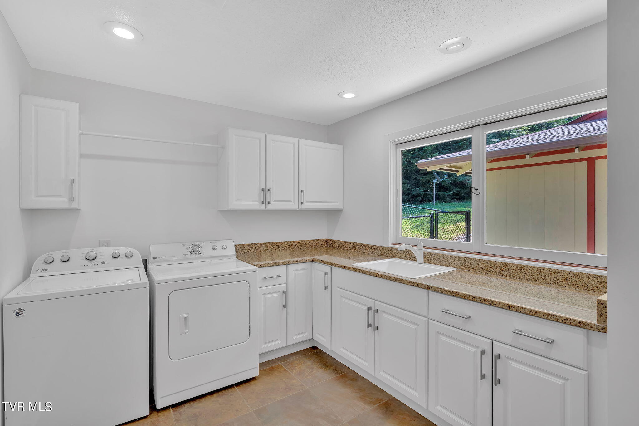 104 Hillside Road
