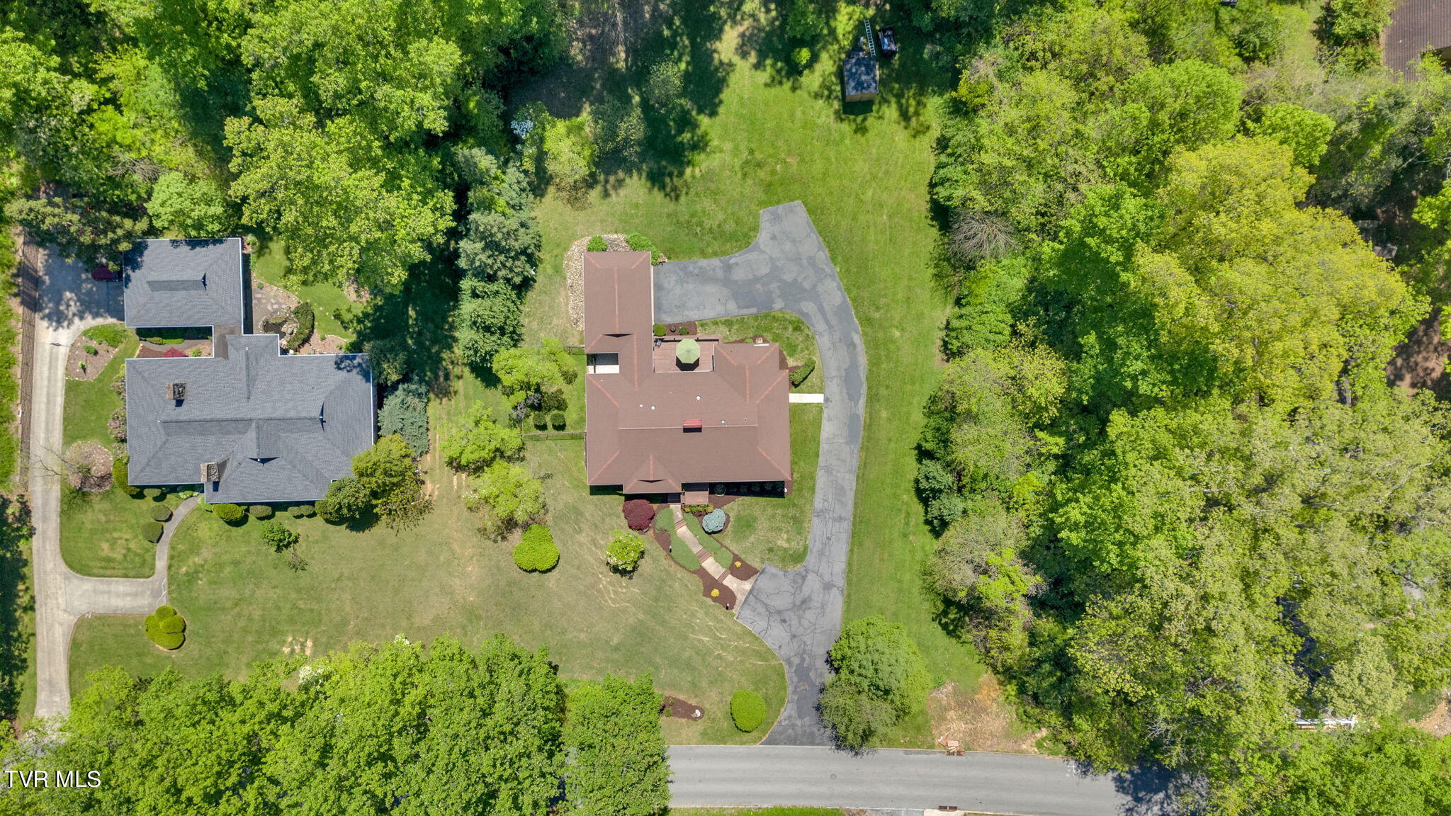 104 Hillside Road