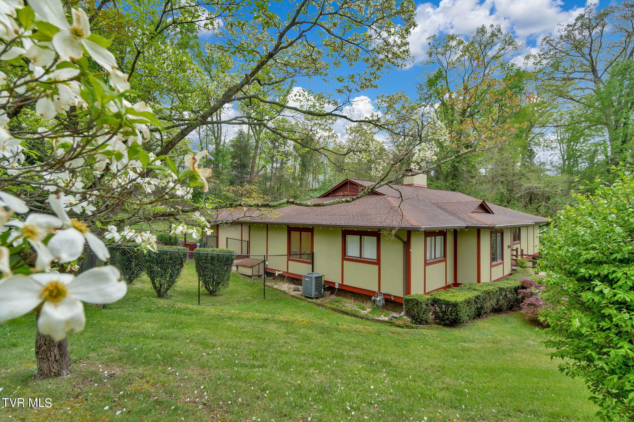 104 Hillside Road