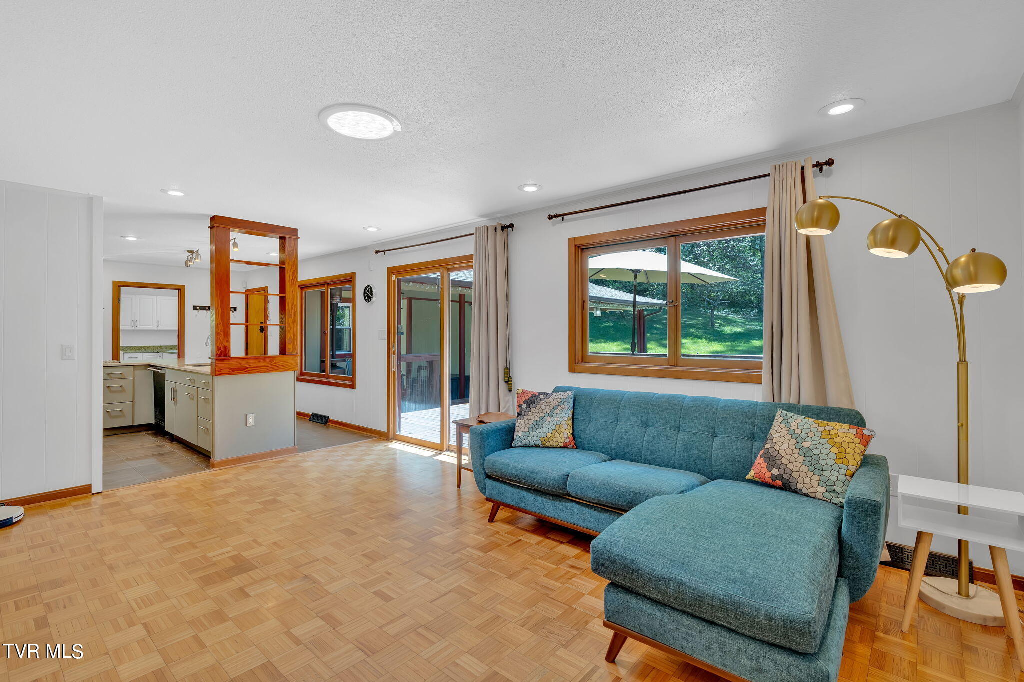 104 Hillside Road