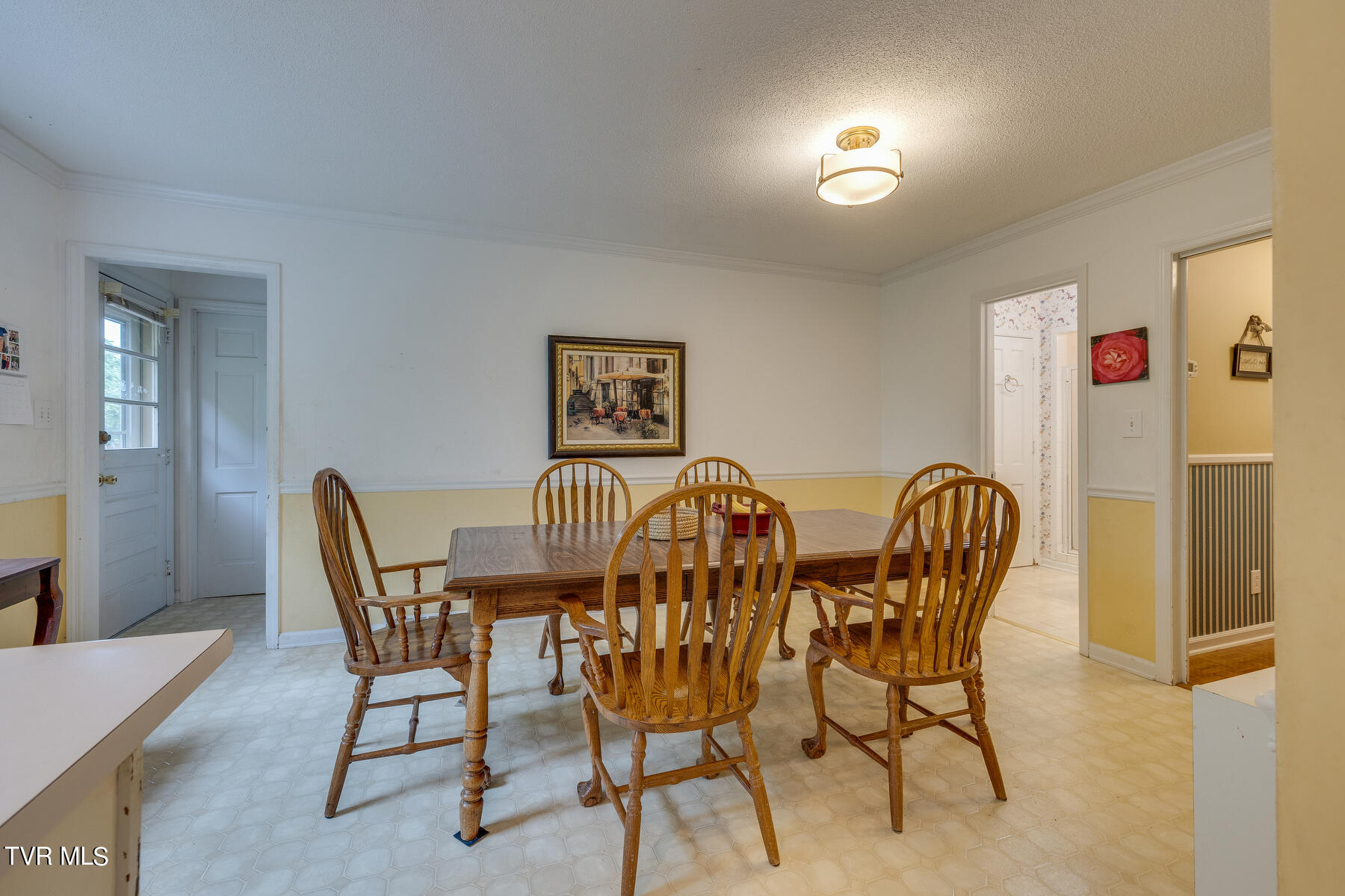 819 Wedgewood Road