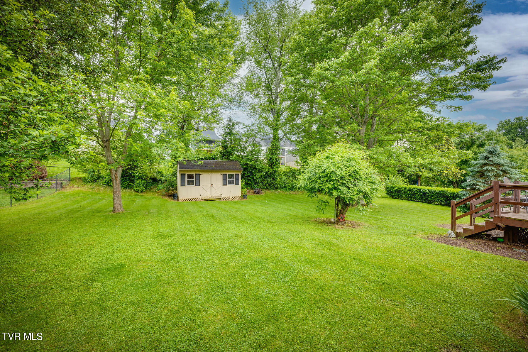 819 Wedgewood Road