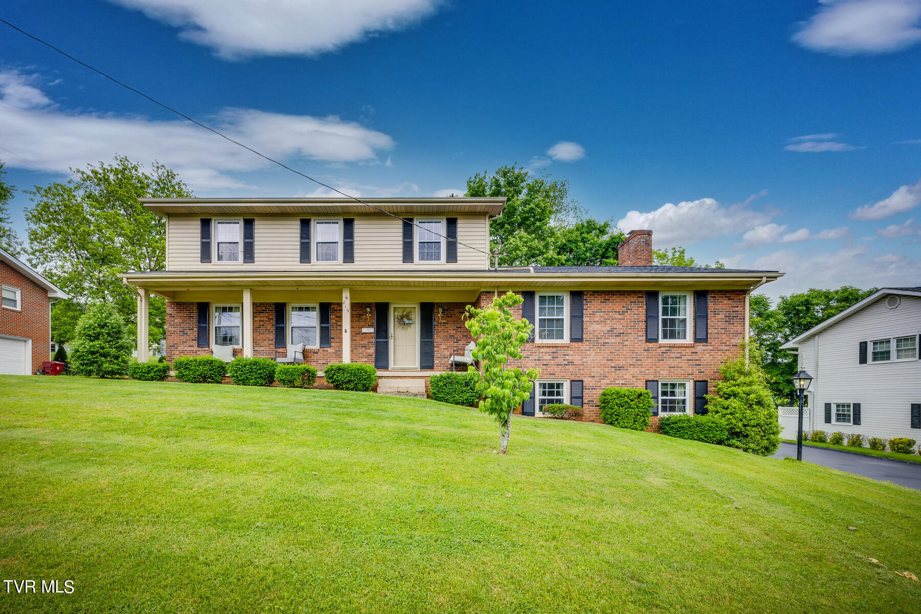 819 Wedgewood Road