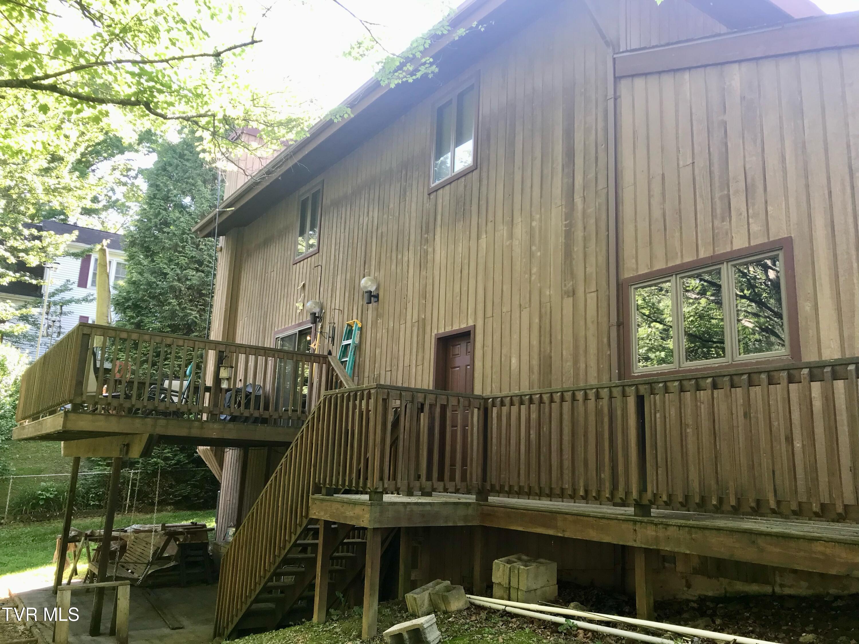 3317 Pine Timbers Drive