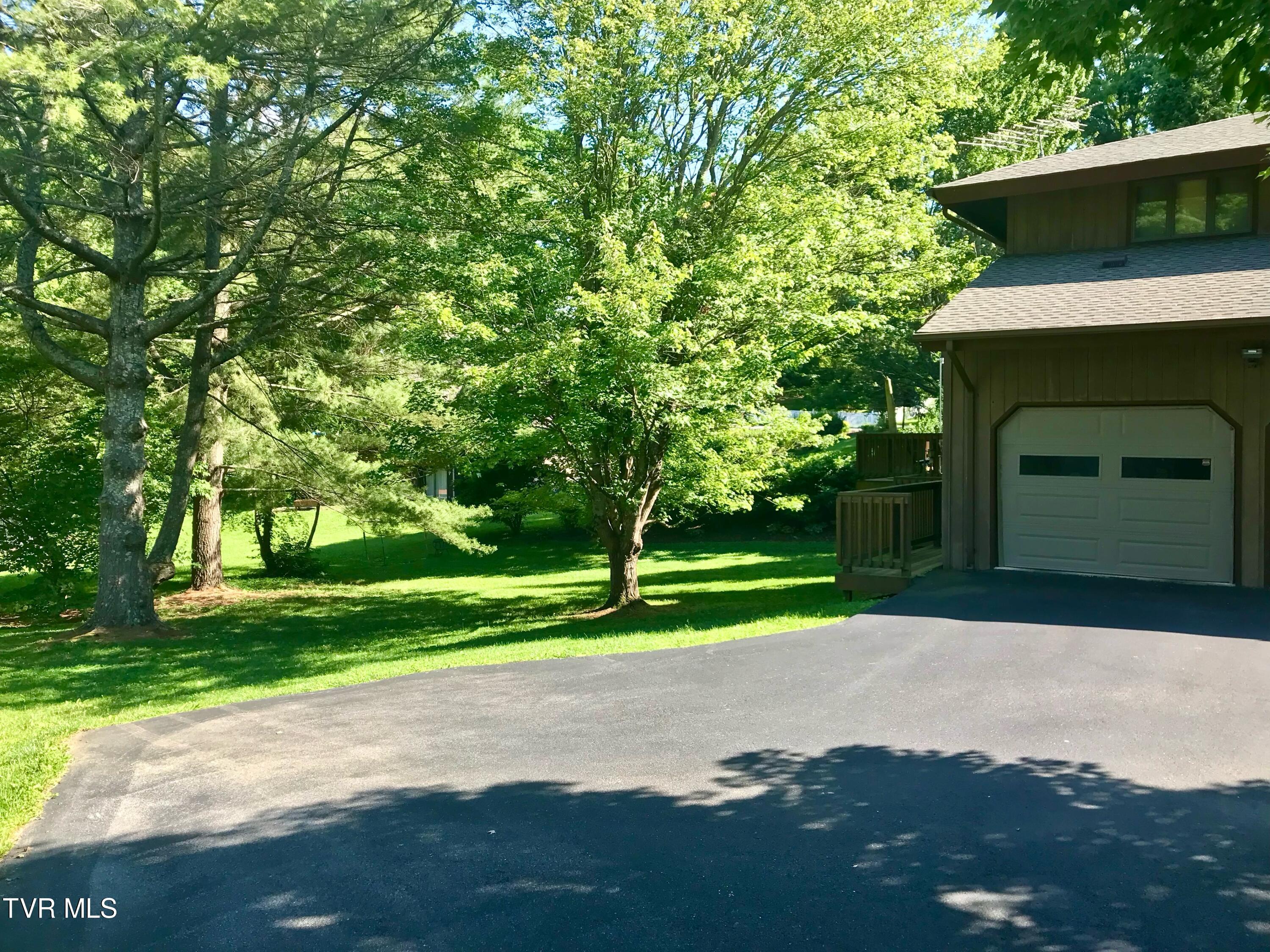 3317 Pine Timbers Drive