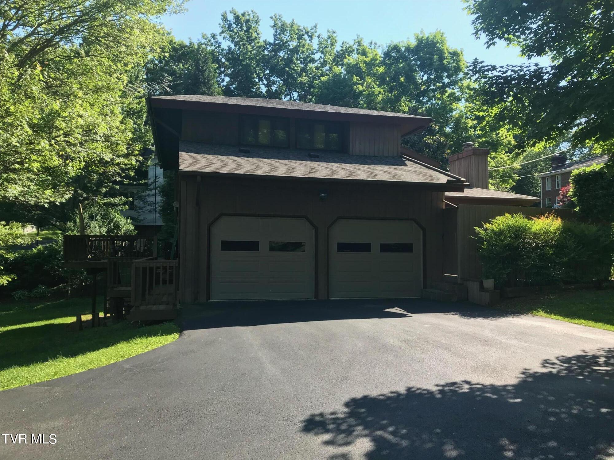 3317 Pine Timbers Drive
