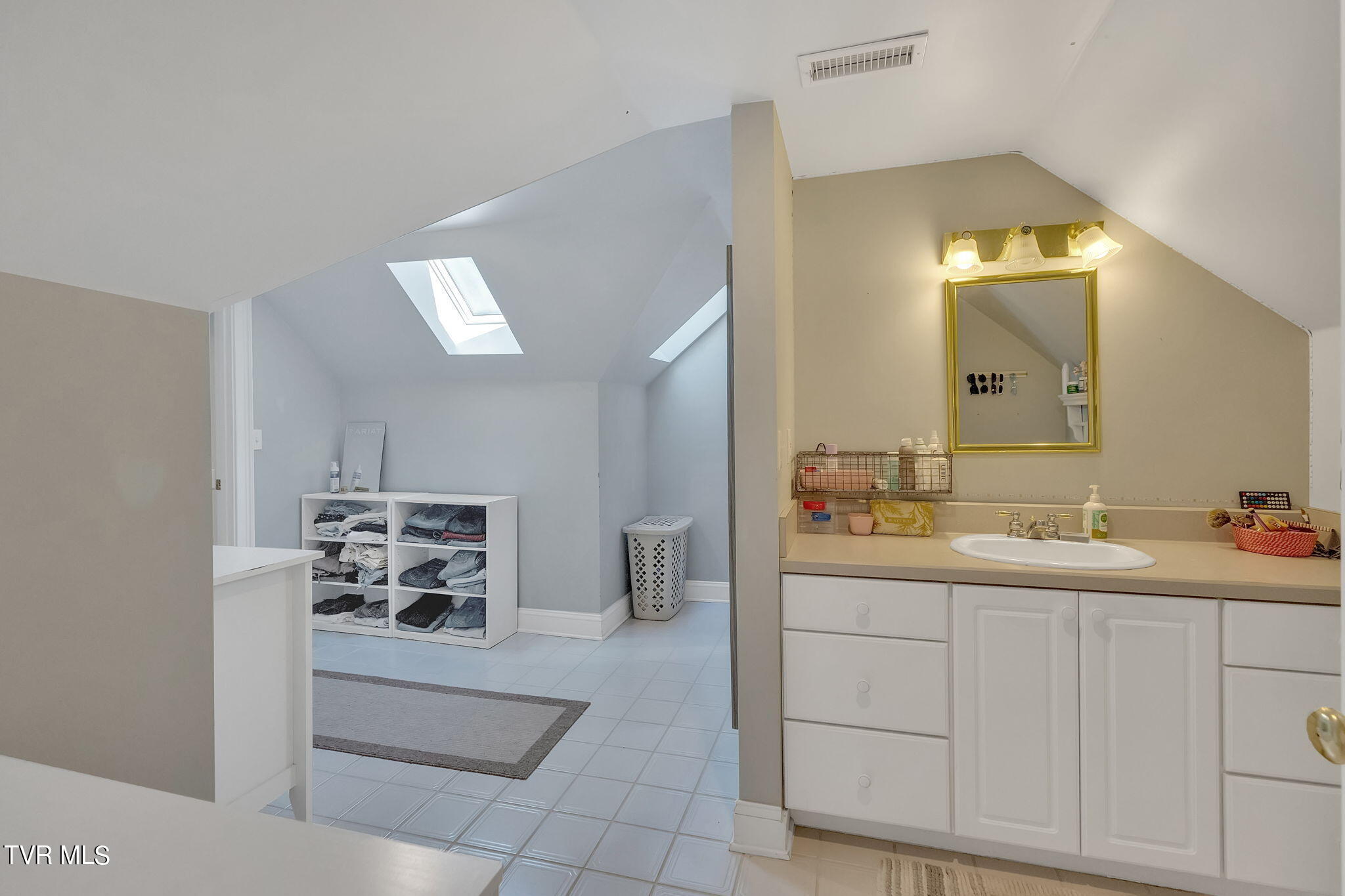 345 Allison Road