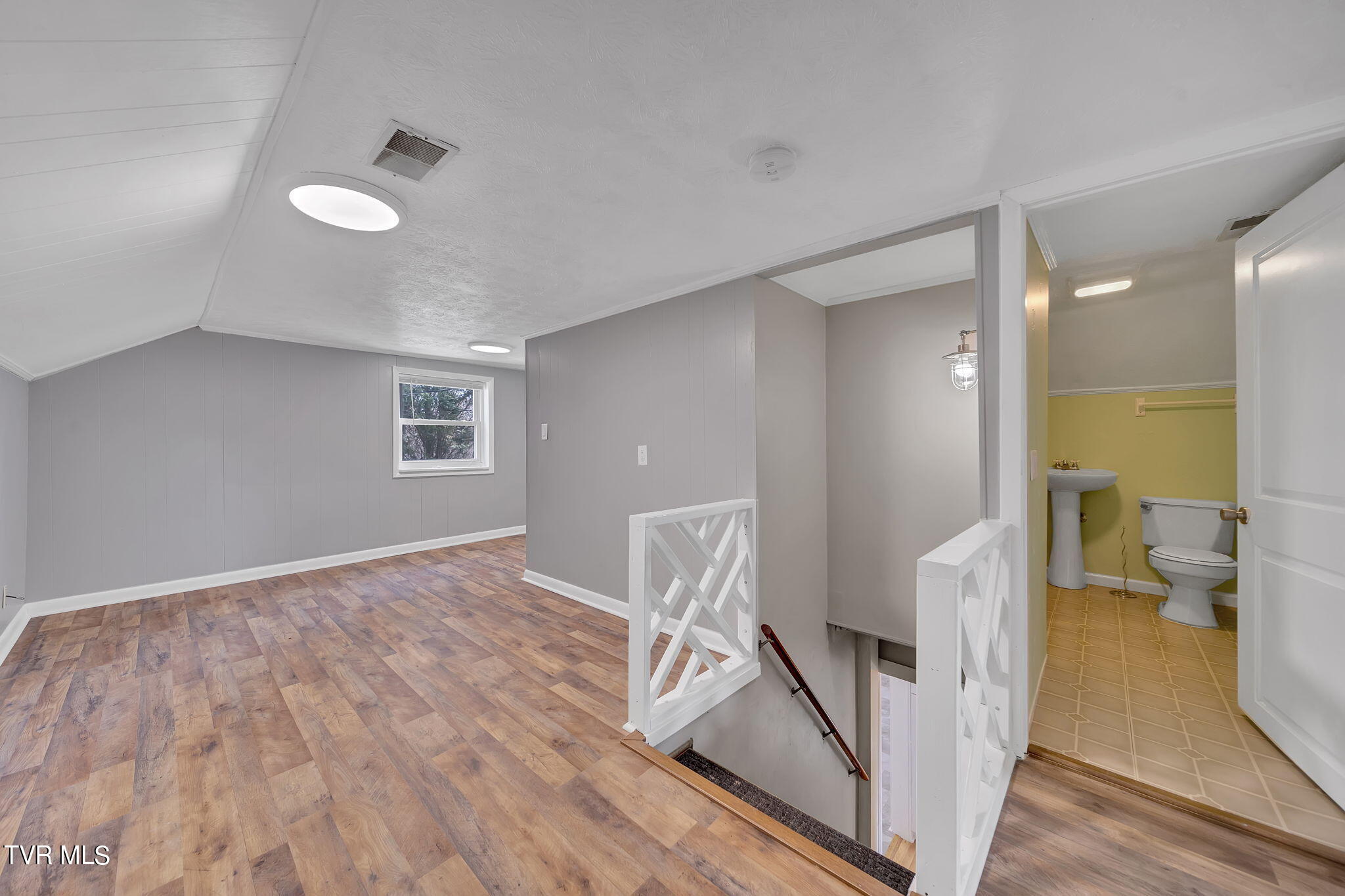 1286 Highridge Drive