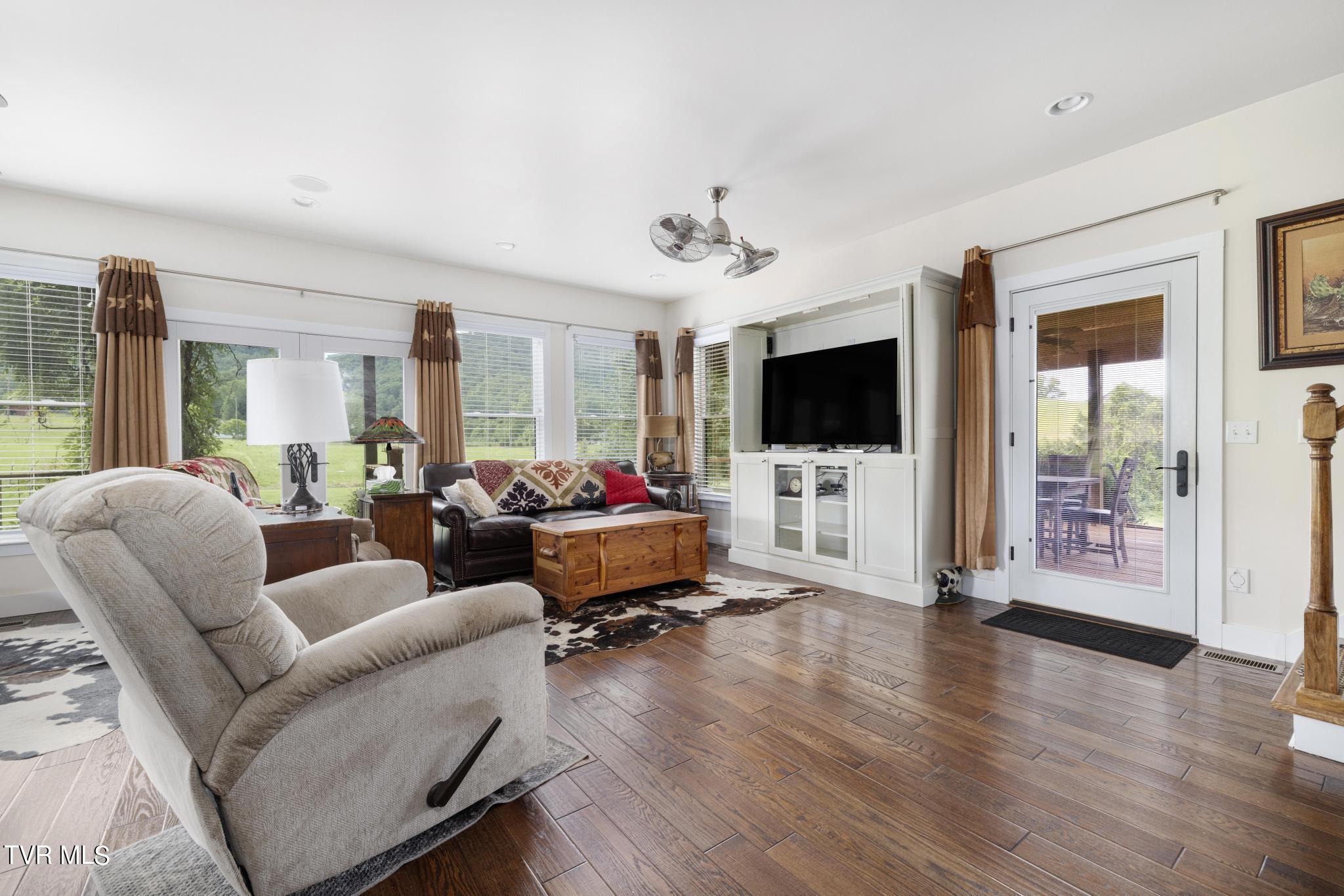 123 Simpson Road