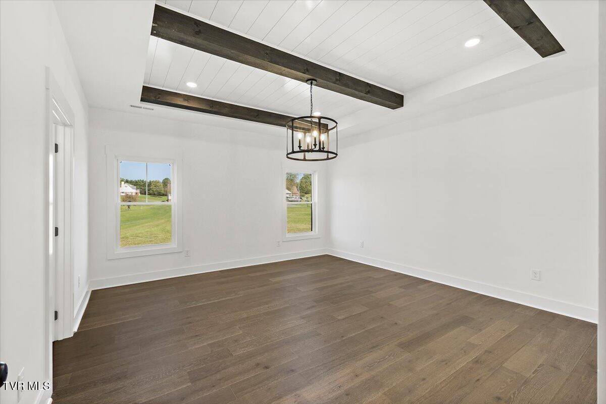 2035 Cattlemans Trail