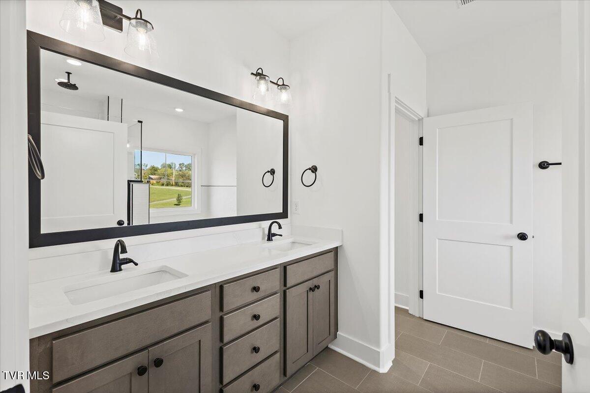 2035 Cattlemans Trail
