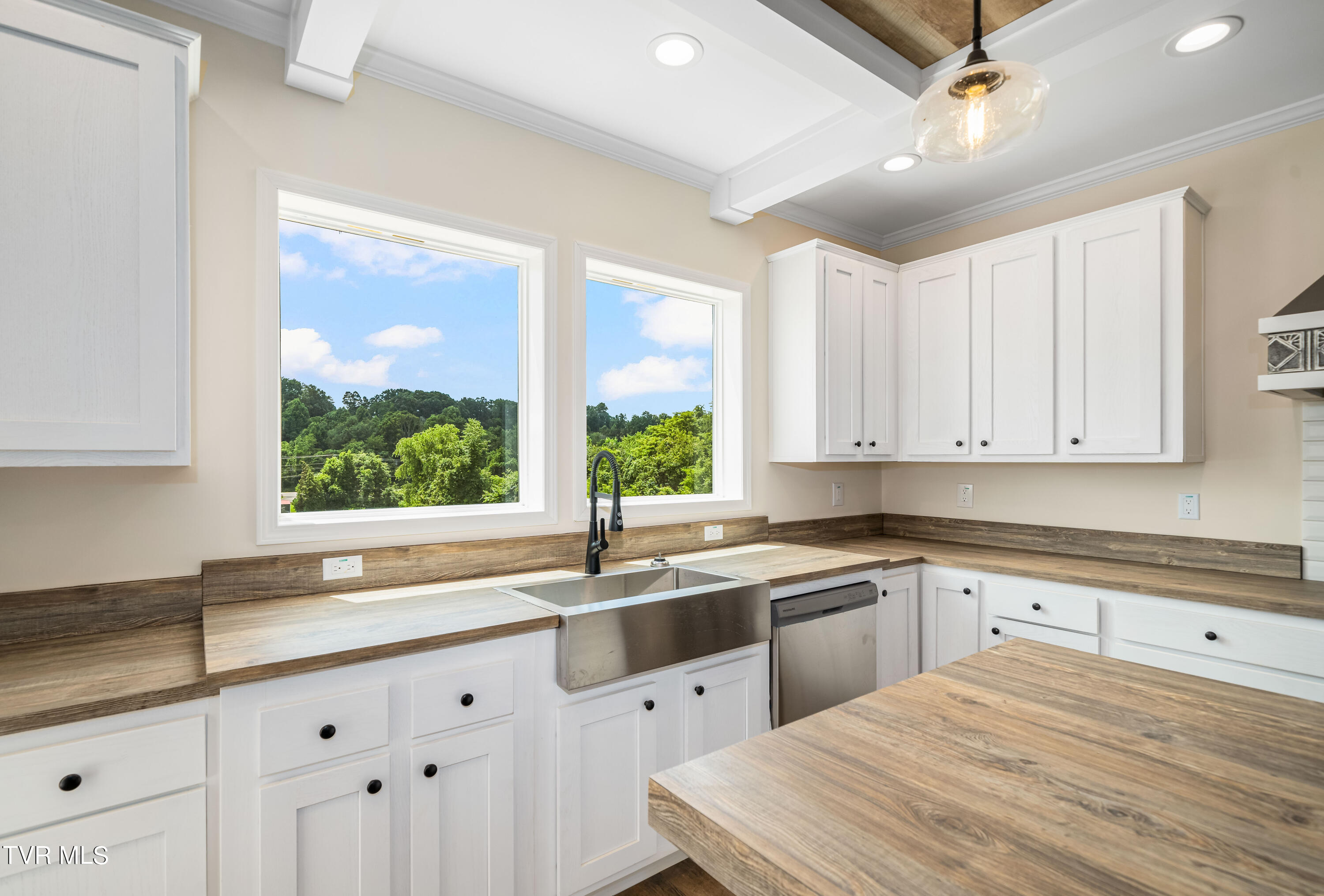 135 New Hope Road