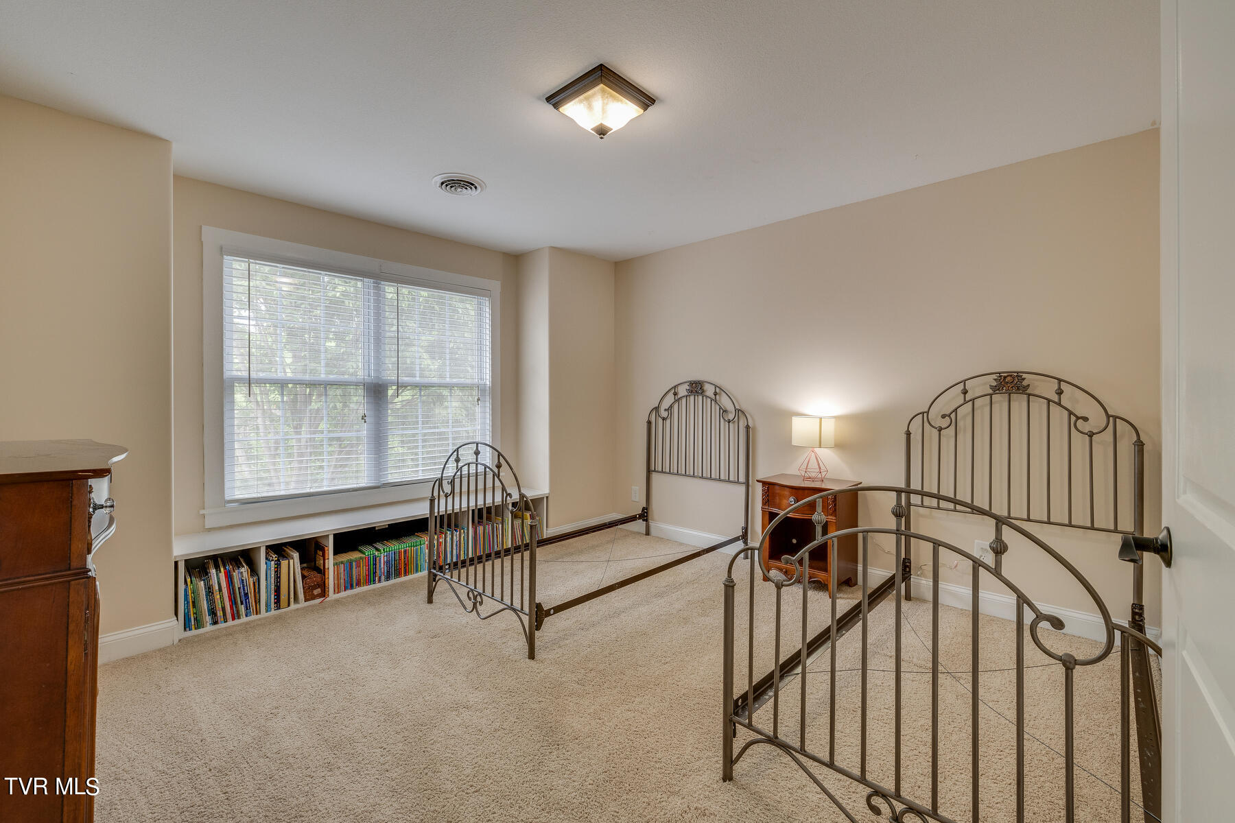 2318 Edinburgh Channel Road