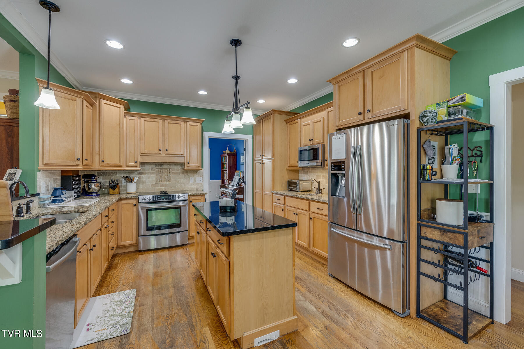 2318 Edinburgh Channel Road