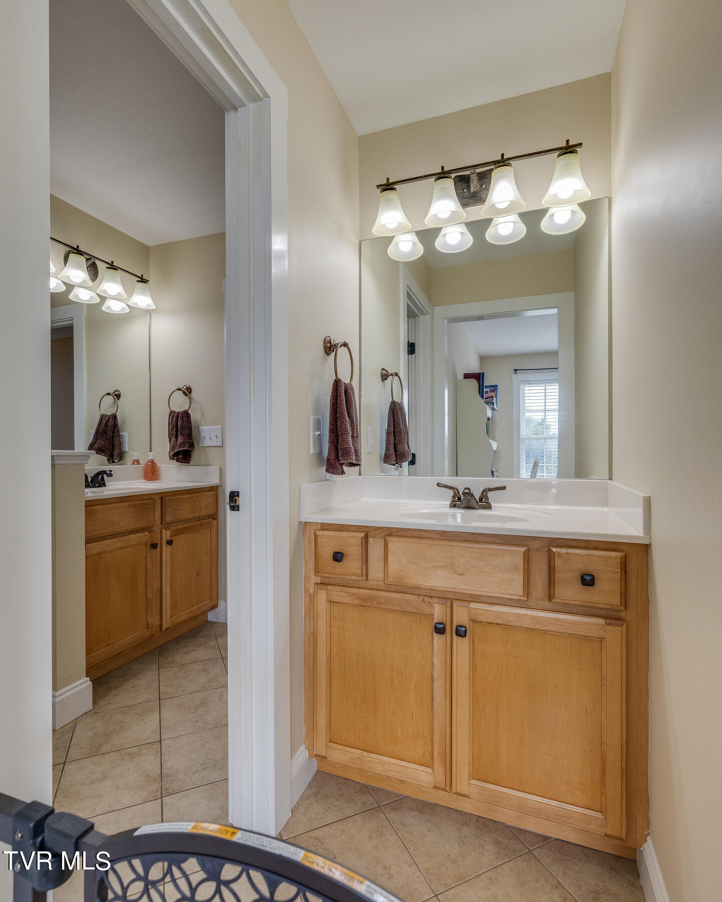 2318 Edinburgh Channel Road