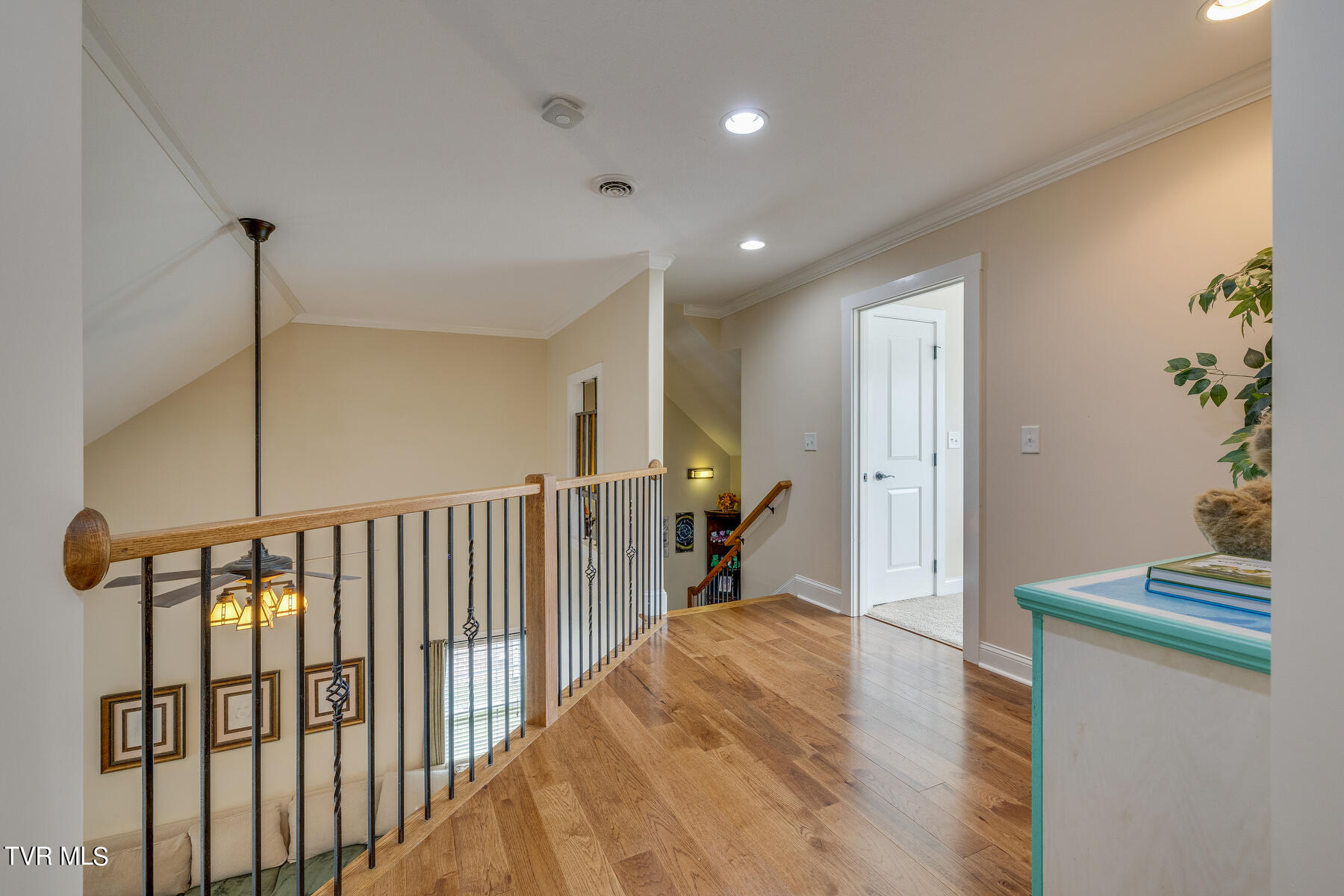 2318 Edinburgh Channel Road