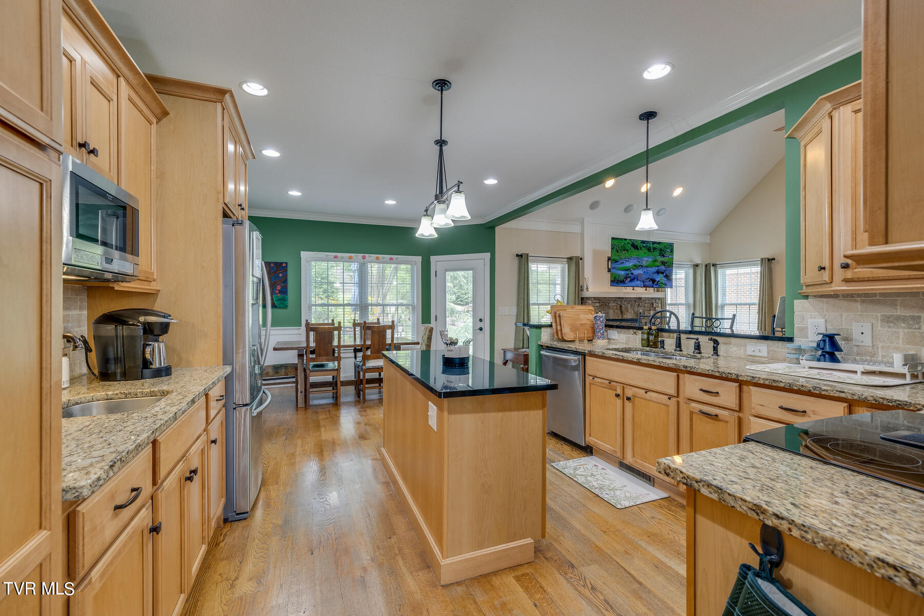 2318 Edinburgh Channel Road