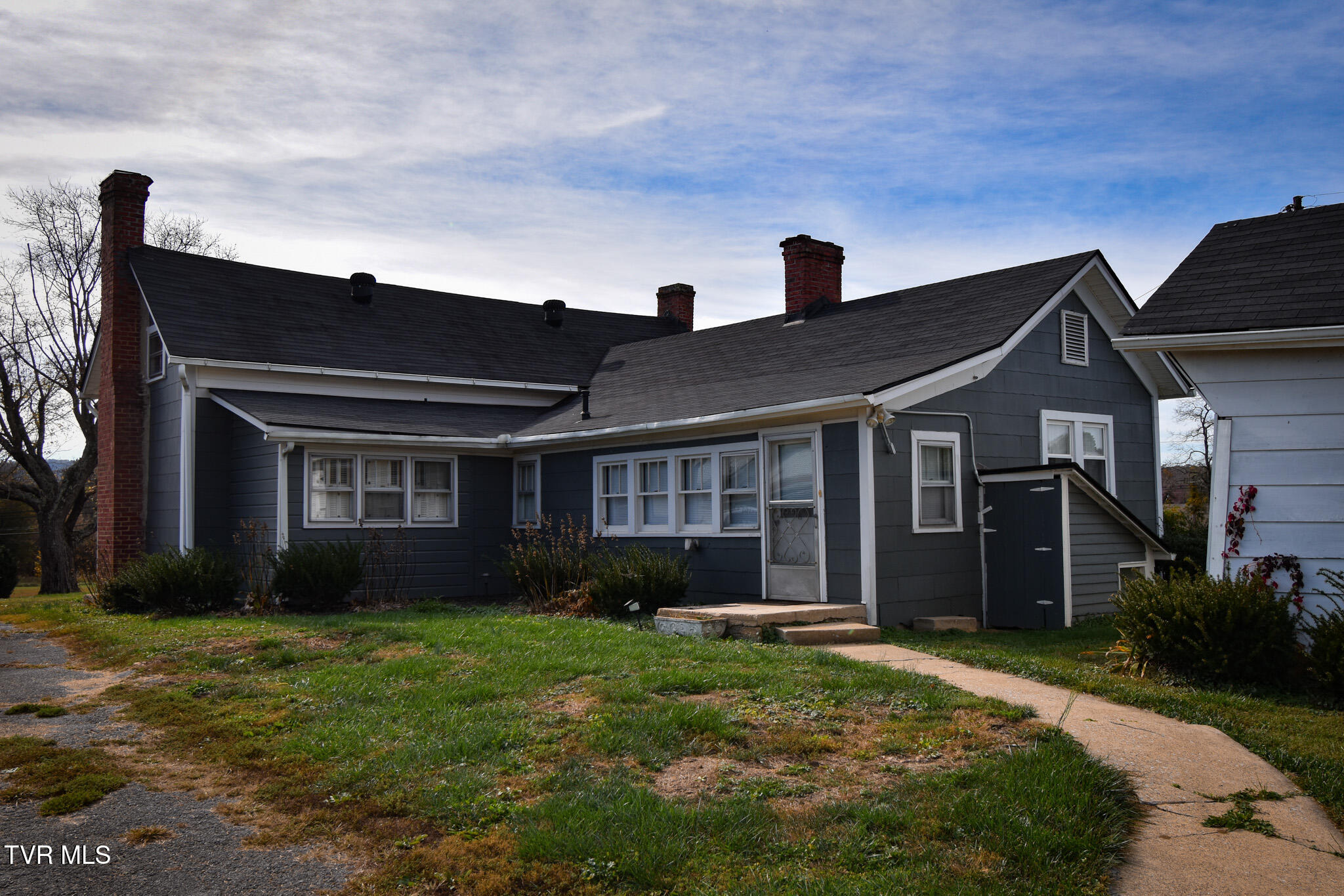 986 Holliston Mills Road