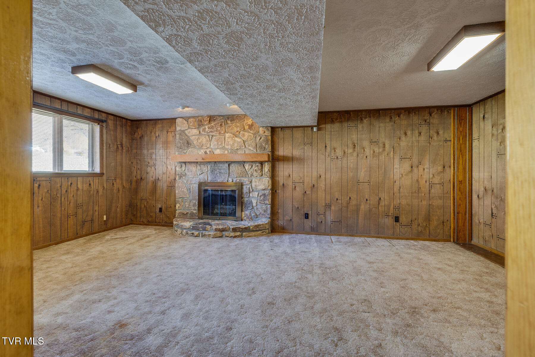 5121 Woods Way