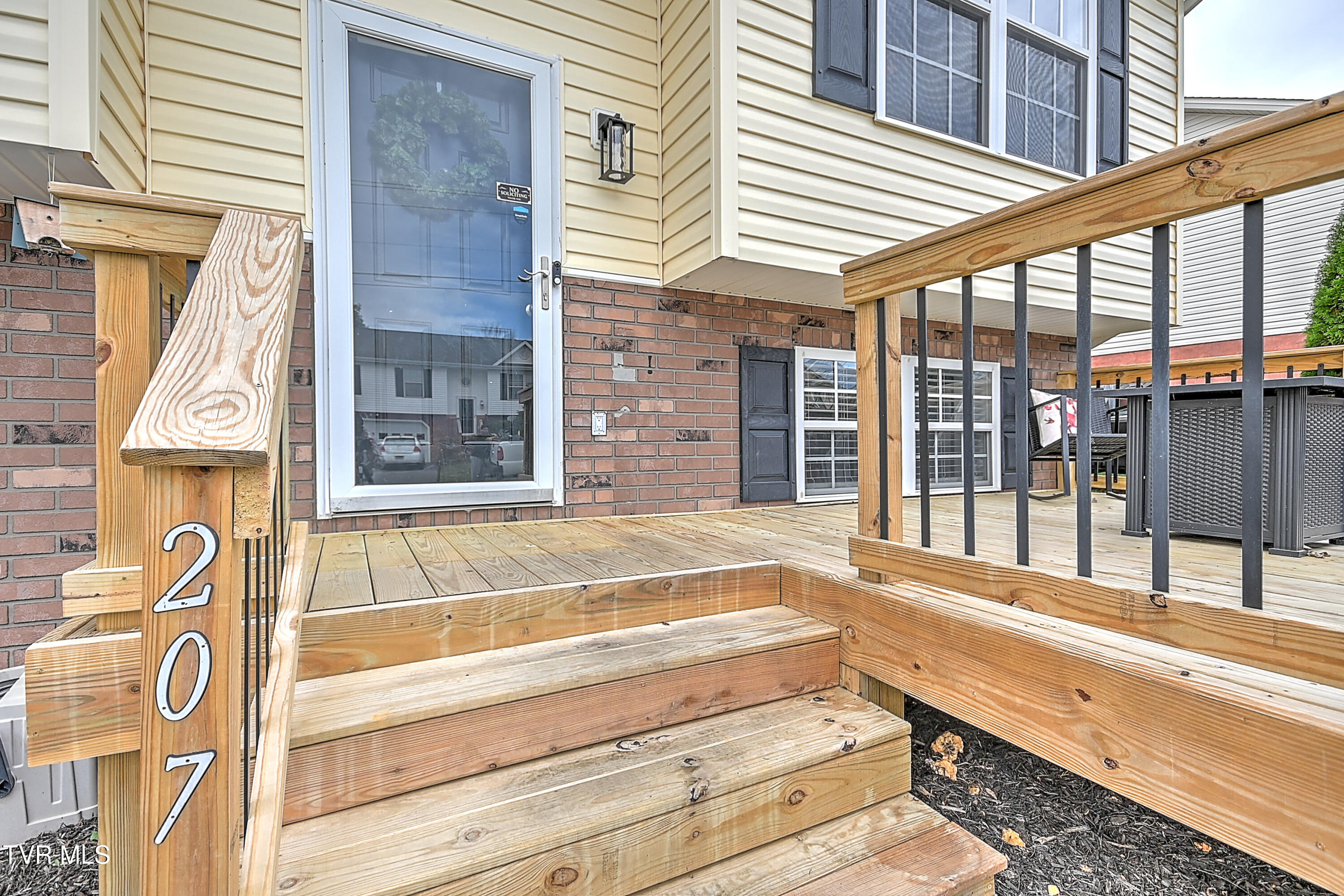 207 New Hope Road