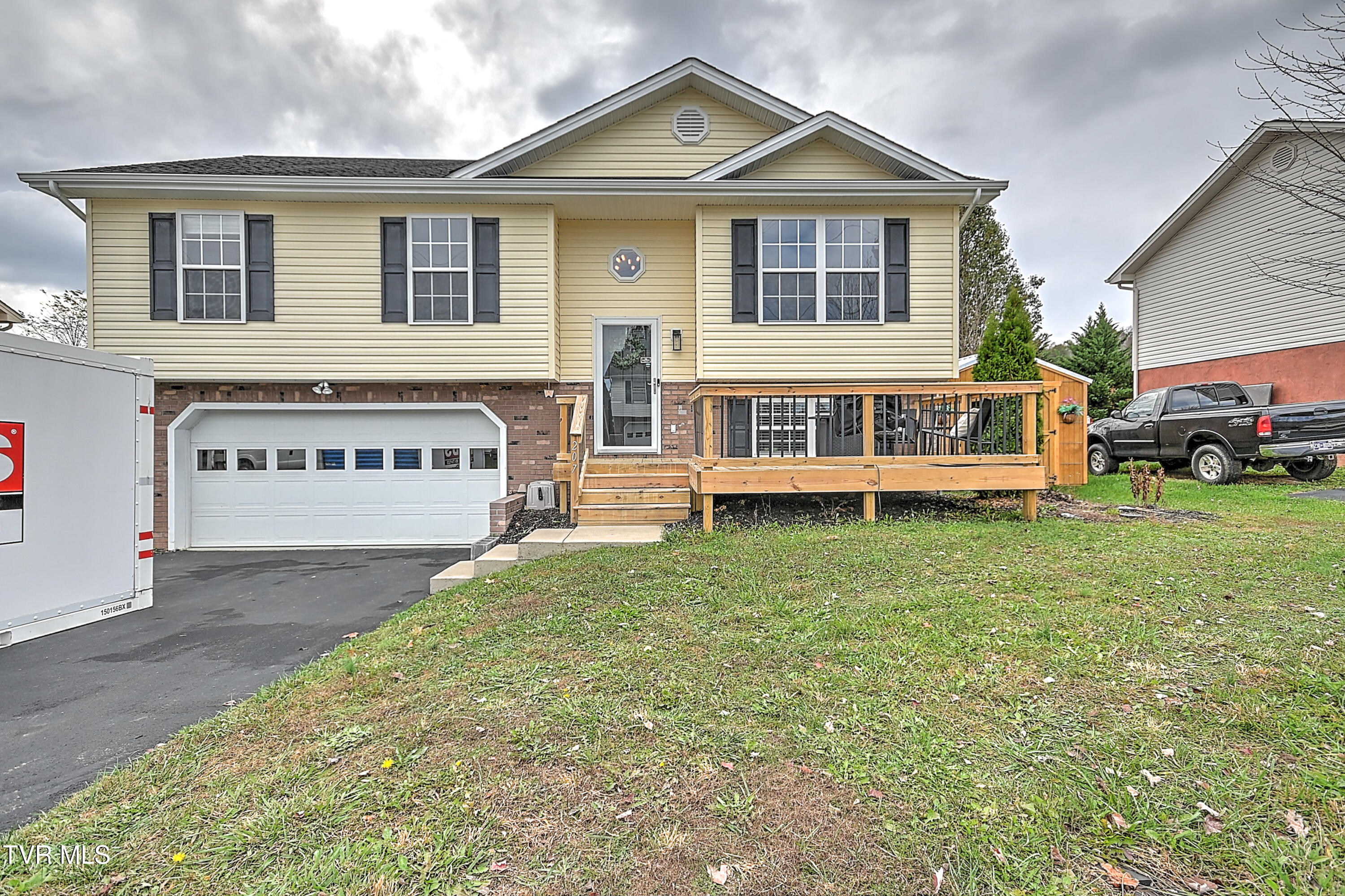 207 New Hope Road