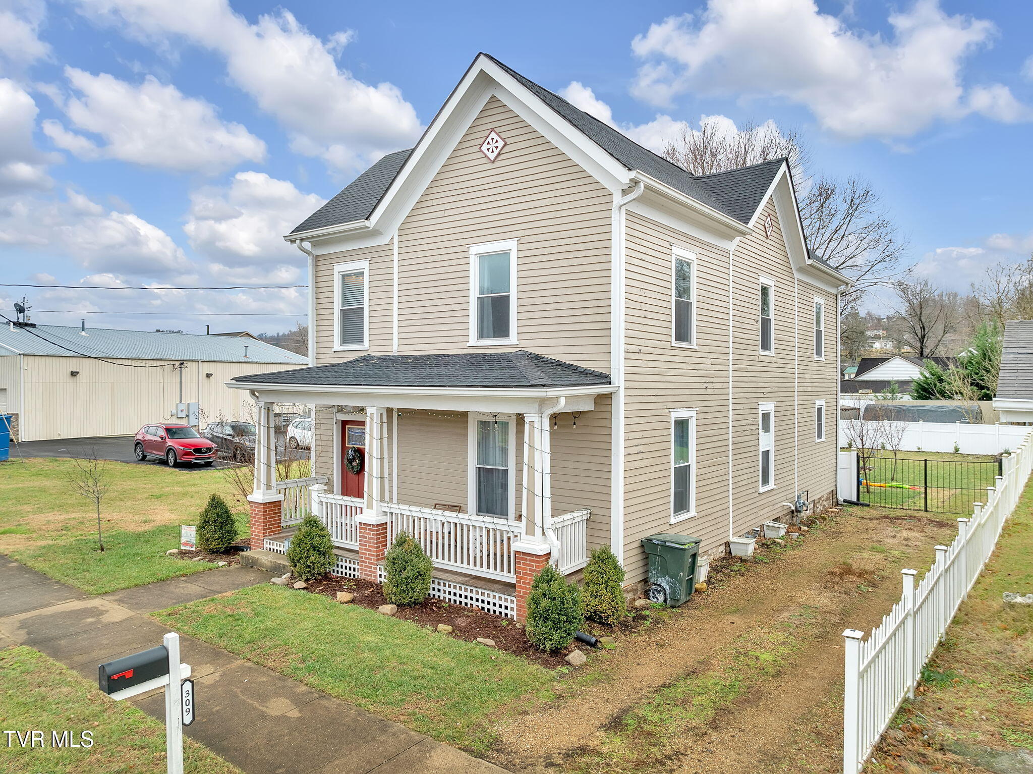 309 South Sycamore Street