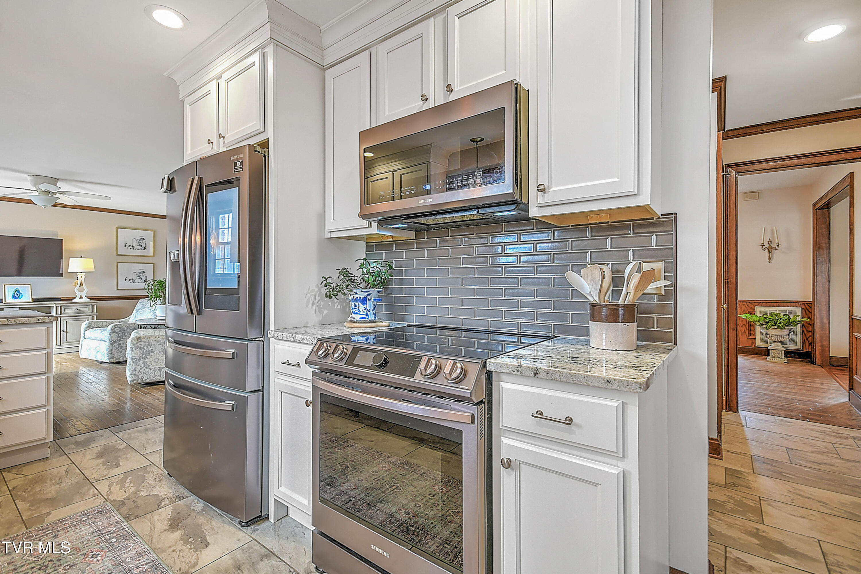 3011 Moss Creek Drive