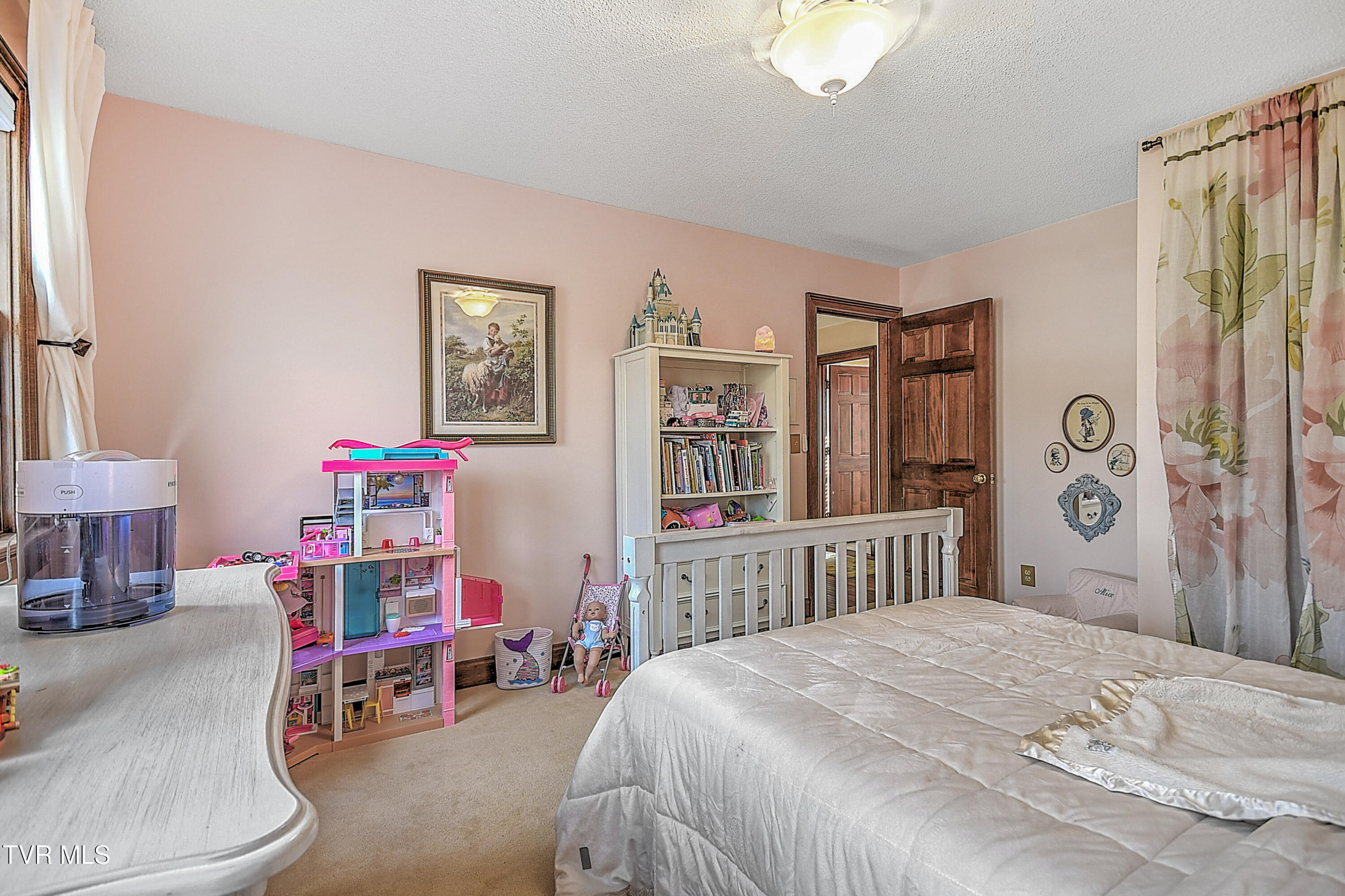 3011 Moss Creek Drive