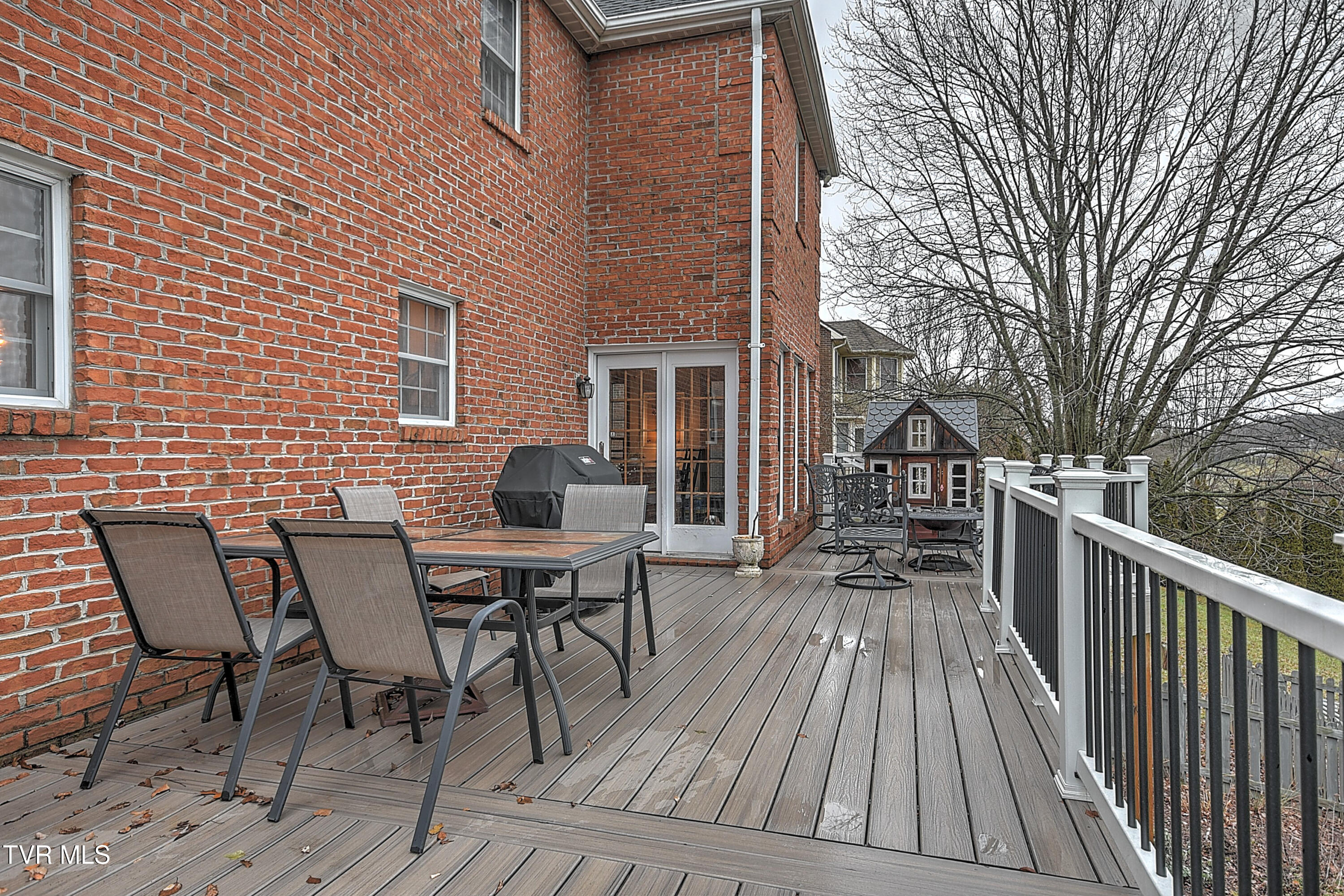 3011 Moss Creek Drive