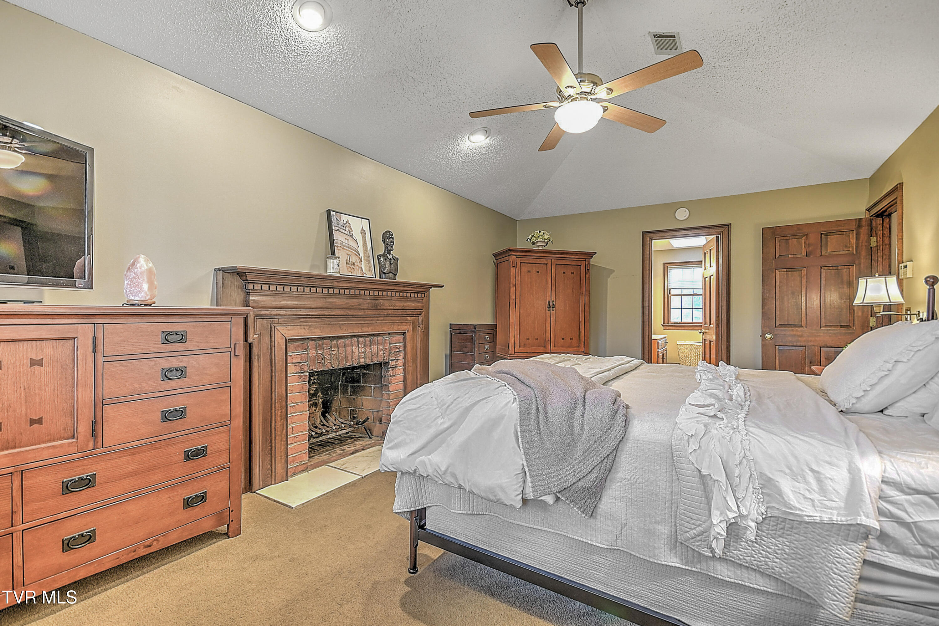 3011 Moss Creek Drive