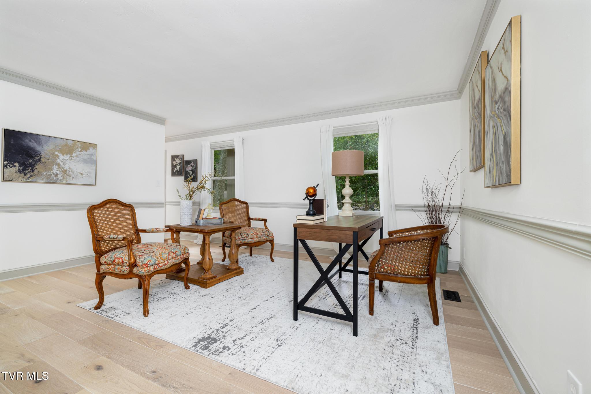 729 Thornwood Place