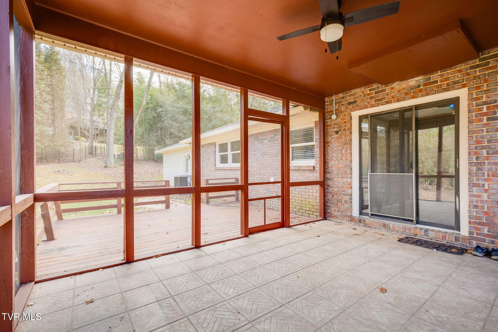 729 Thornwood Place