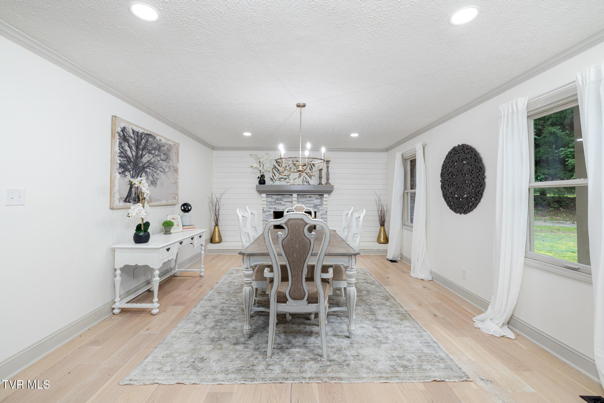 729 Thornwood Place